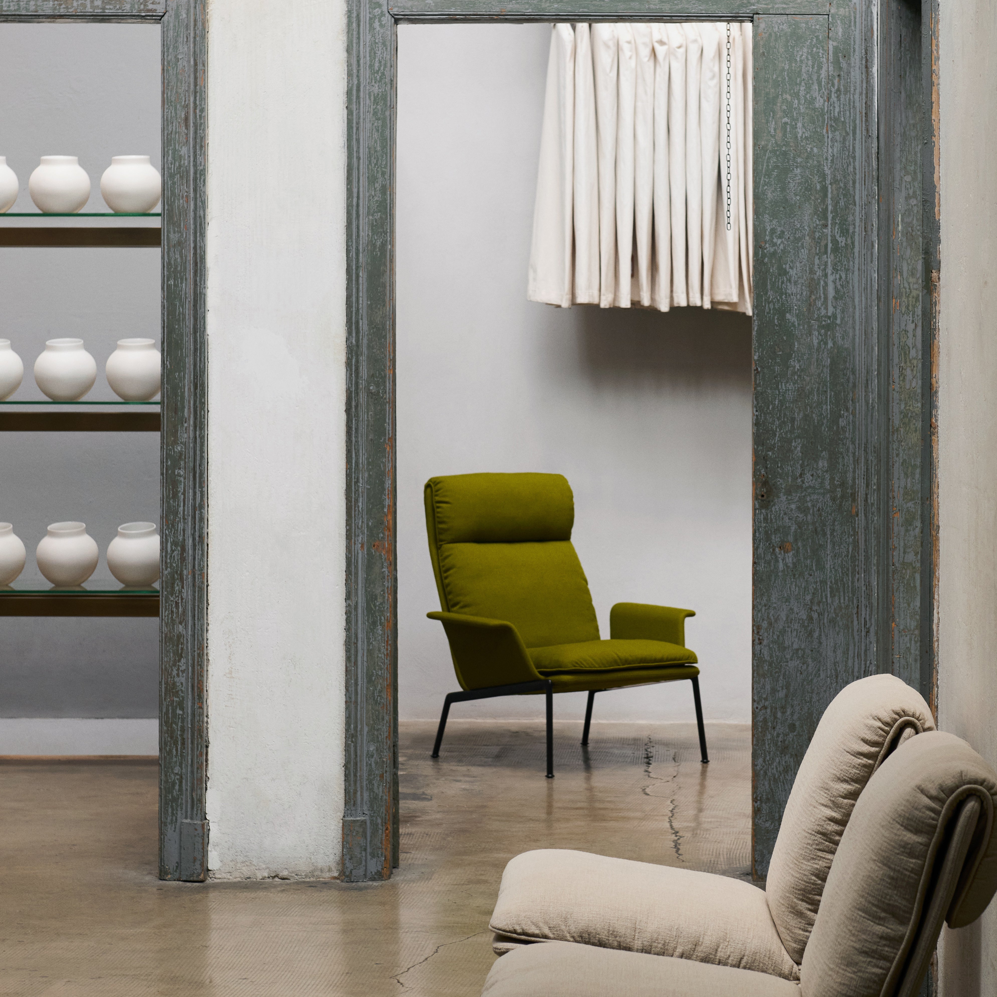 Muno Highback Lounge Armchair: LN17 + LS