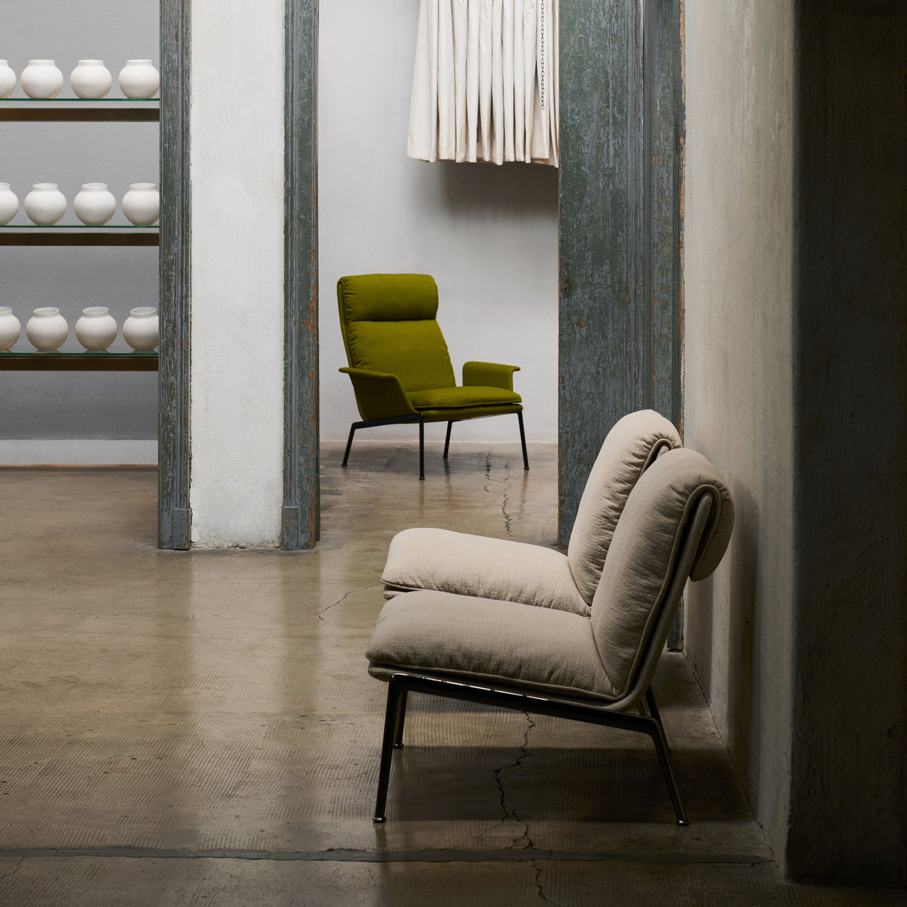Muno Lounge Chair: LN18 + LS