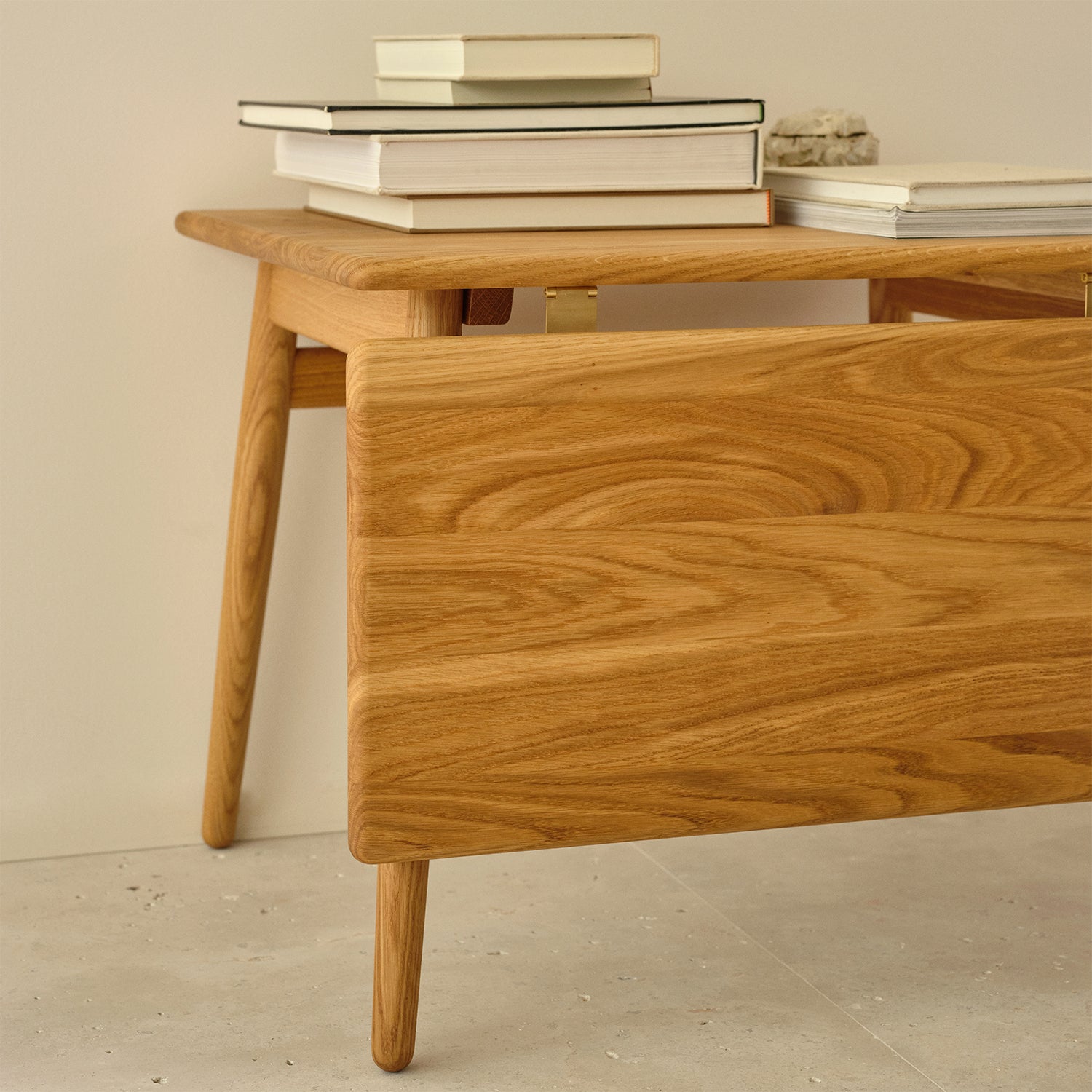 ND55 Coffee Table