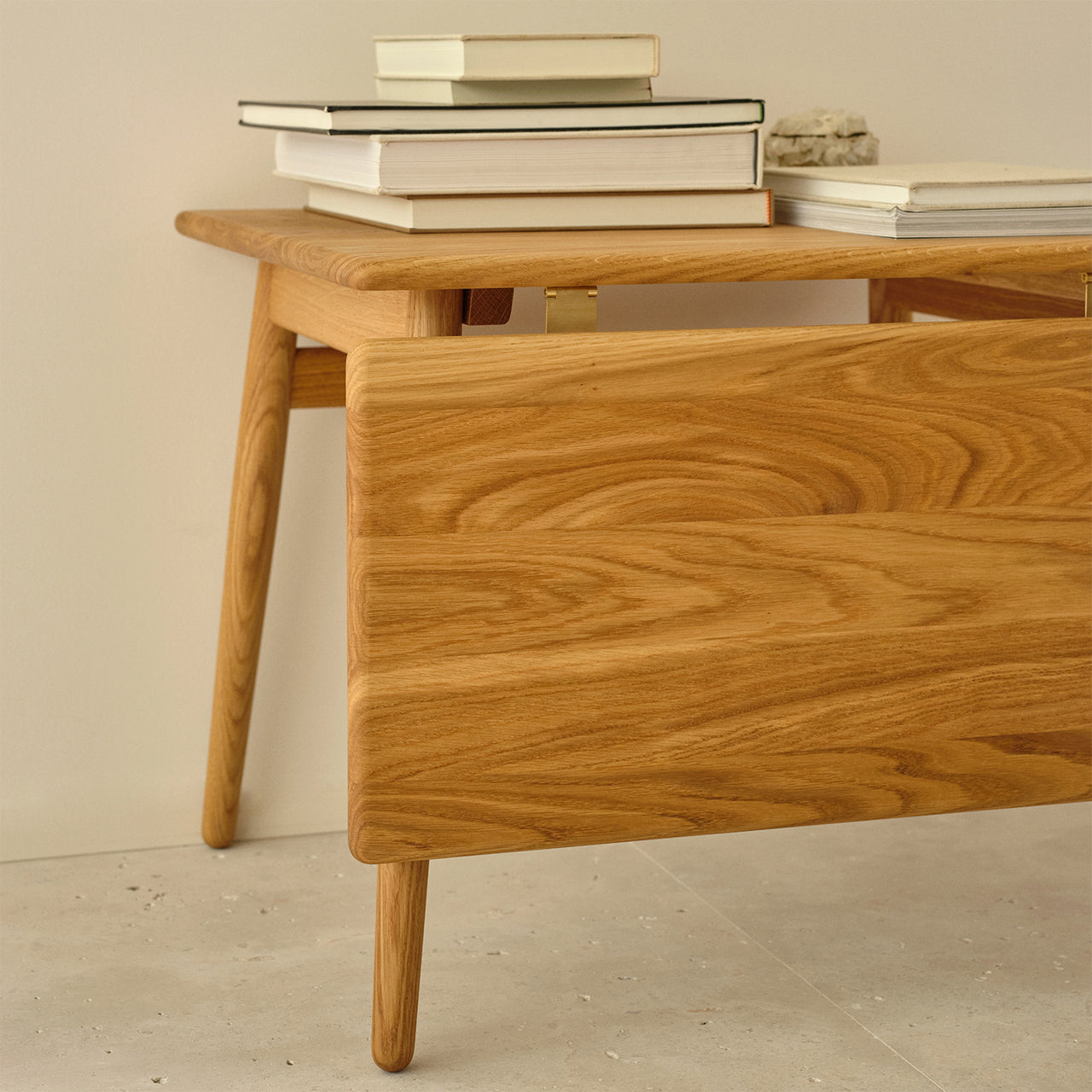 ND55 Coffee Table