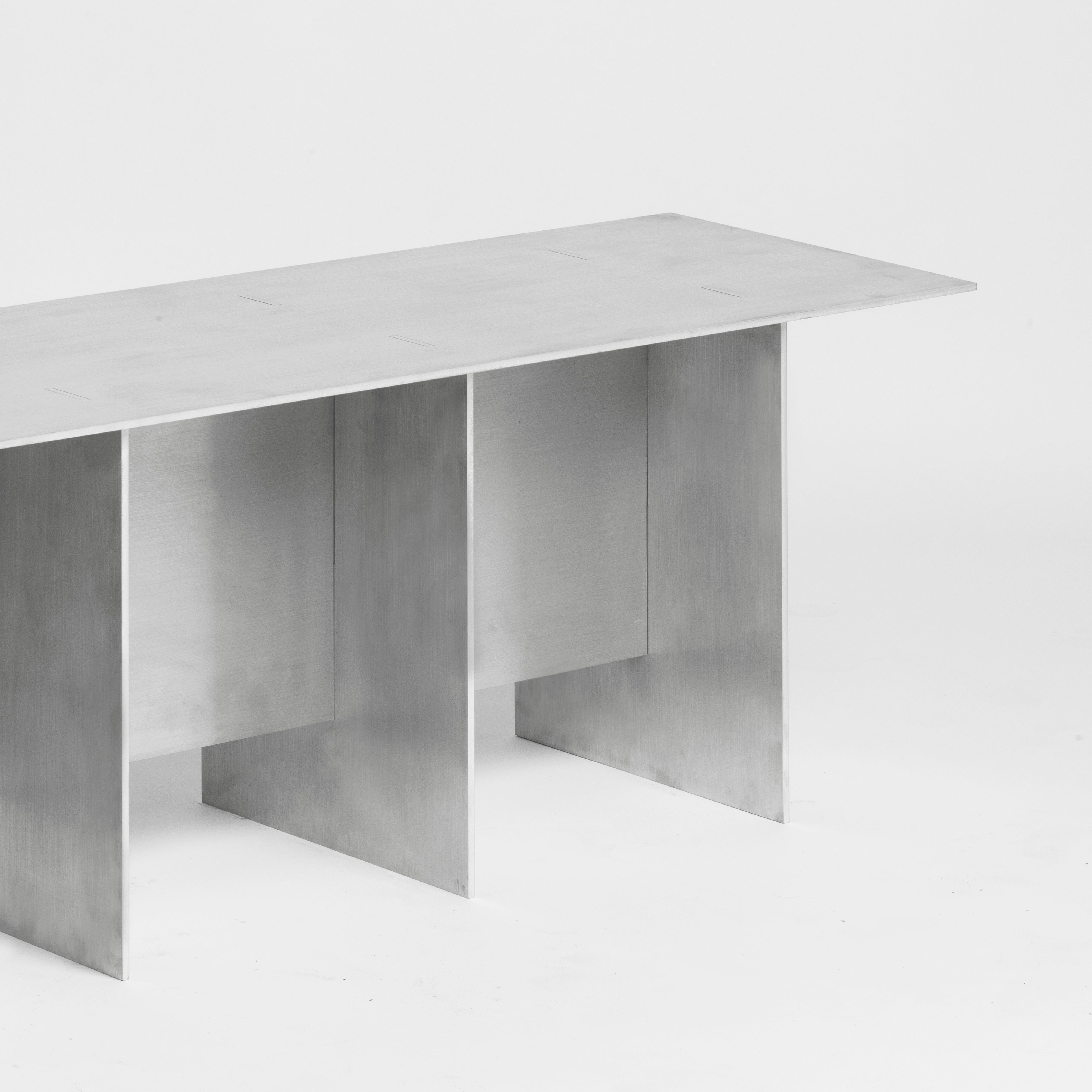 NM11 Bench