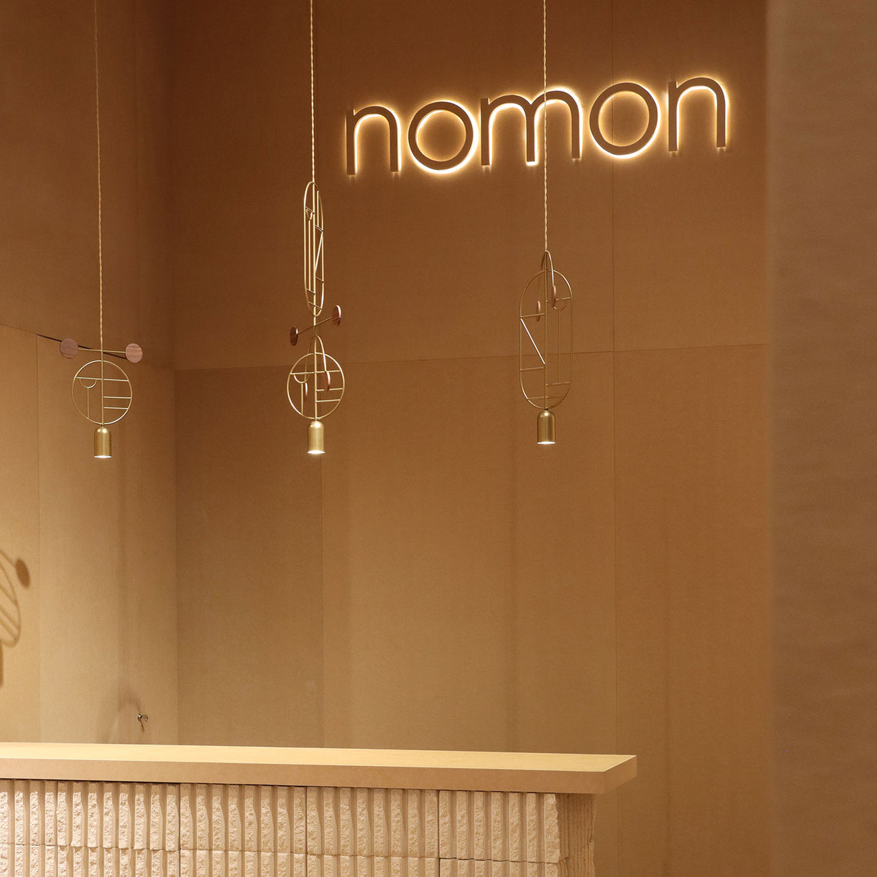 Wooden Dots Suspension Lamp