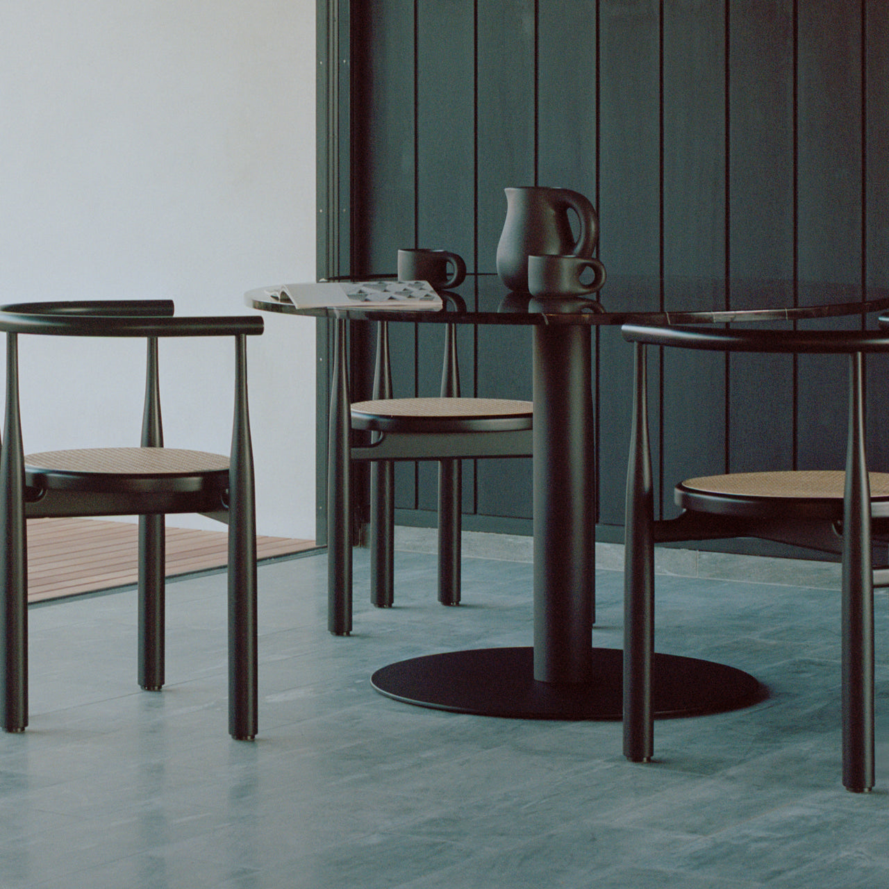 Florence Column Round Table: Marble Top