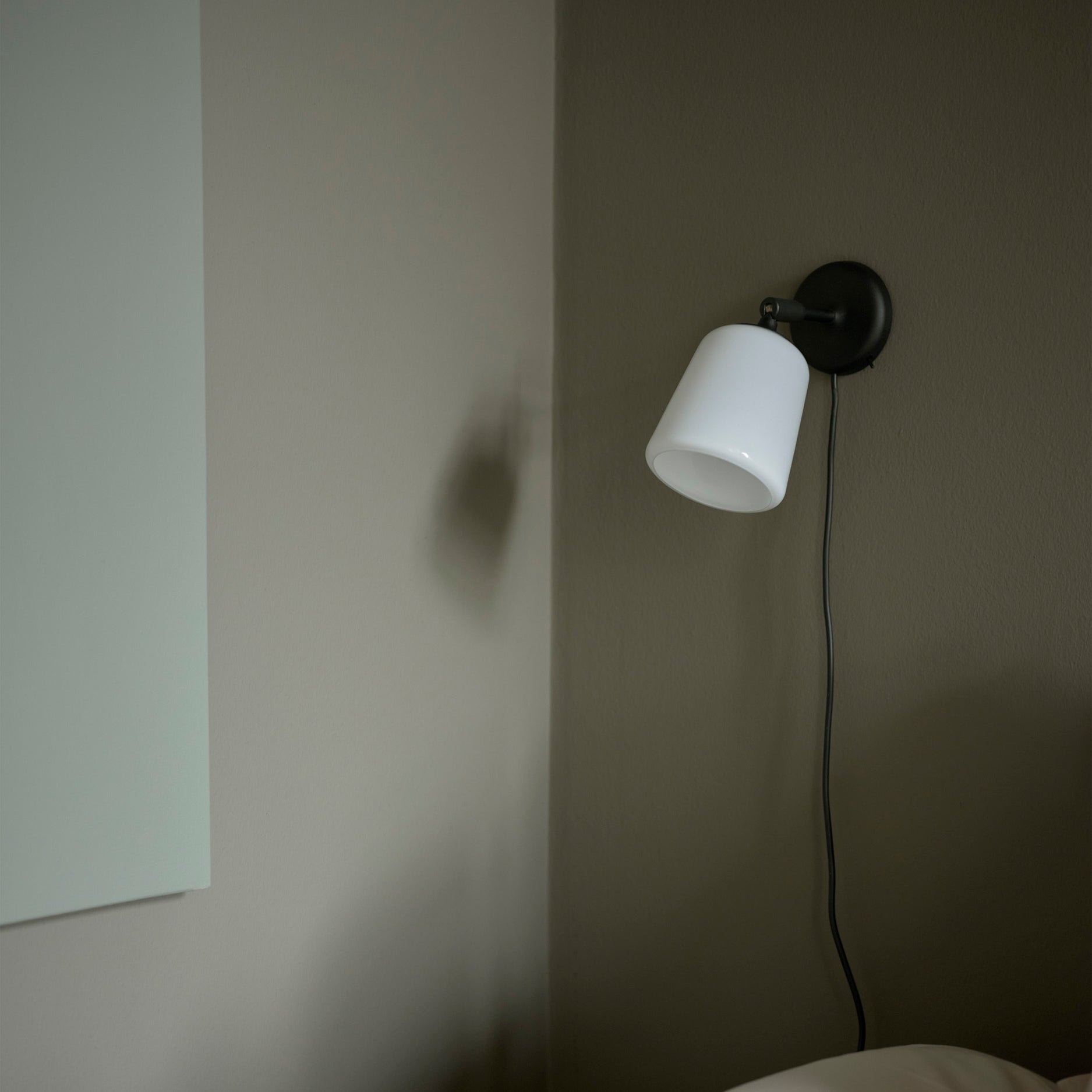 Material Wall Lamp