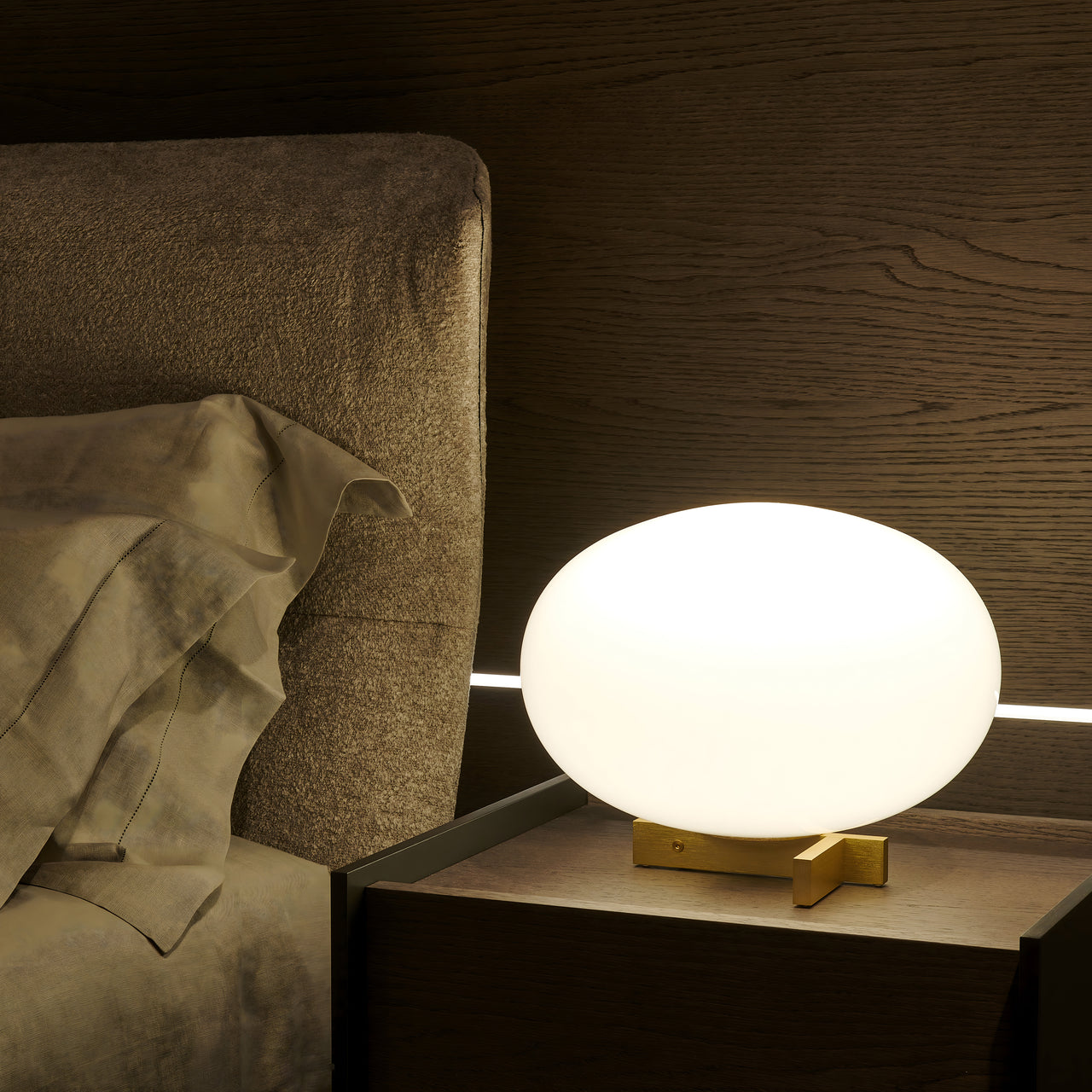 Alba Table Lamp