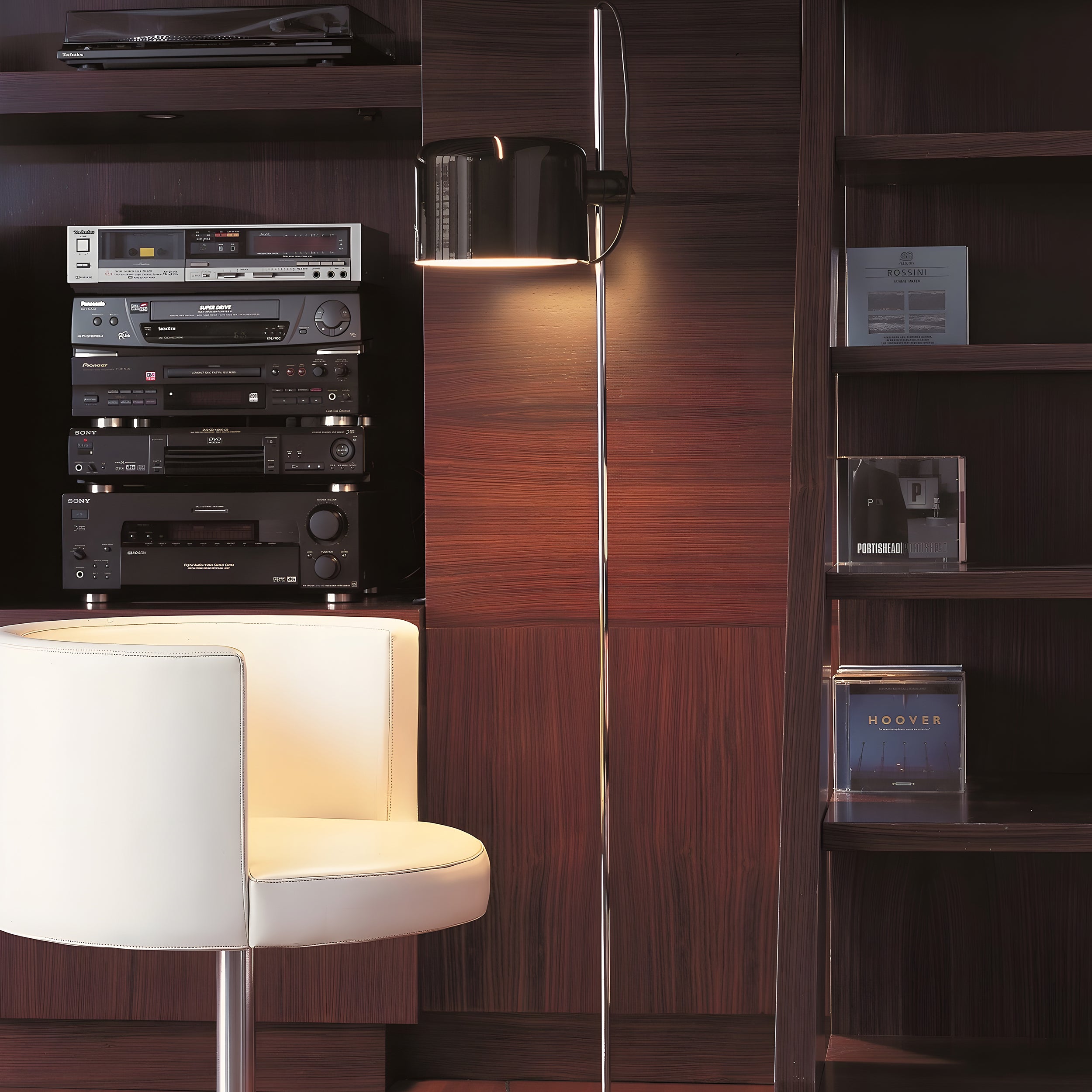 Coupé Floor Lamp