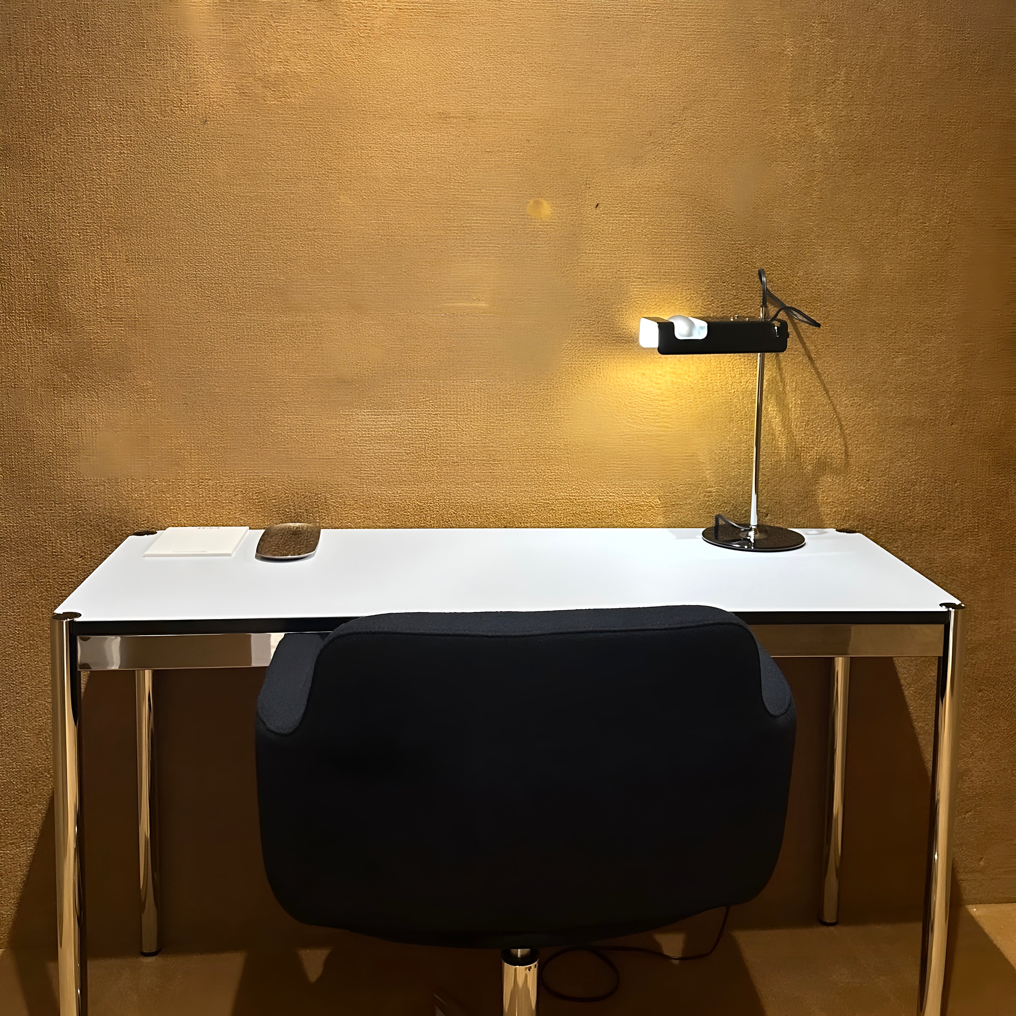 Spider Table Lamp