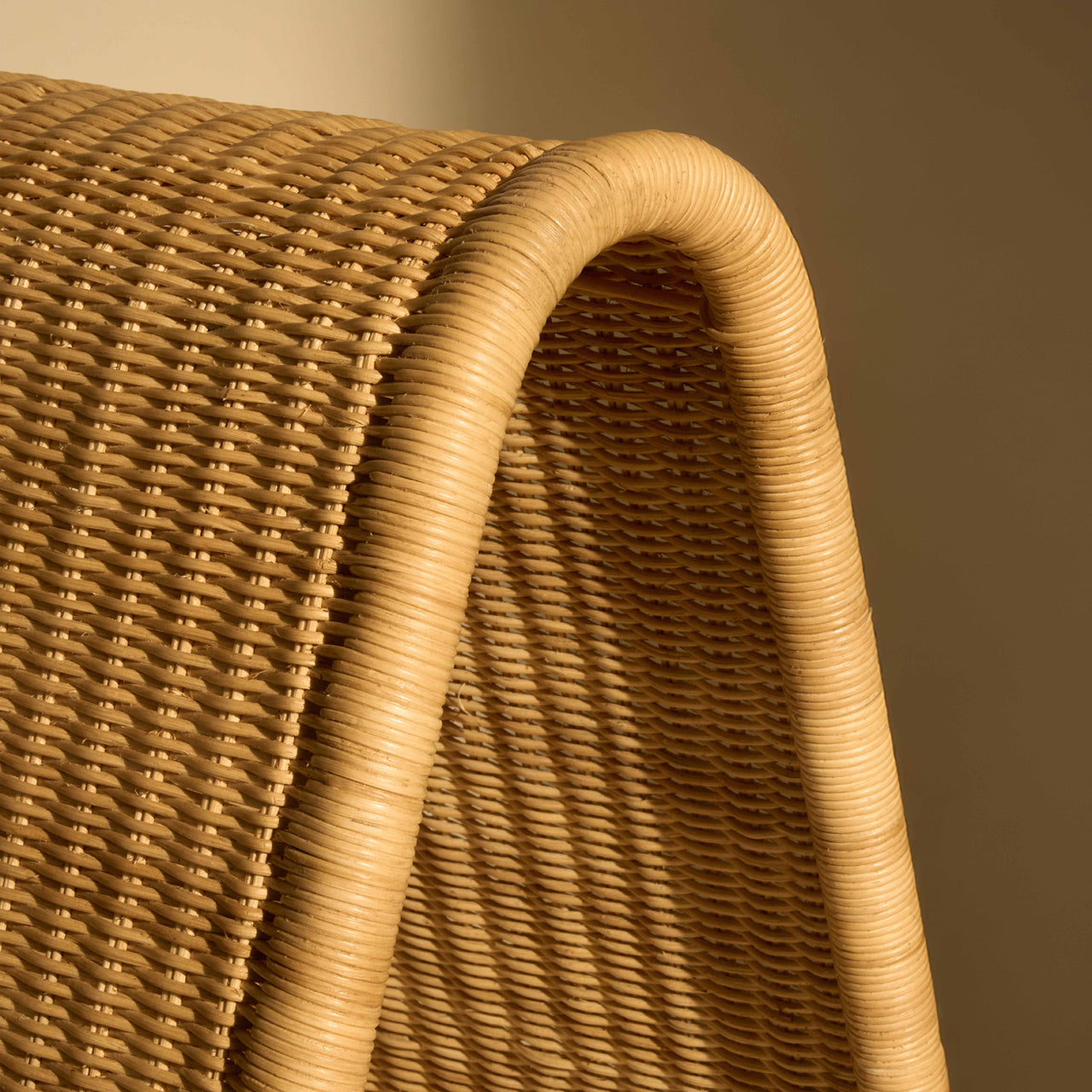 P3 Lounge Chair: DI