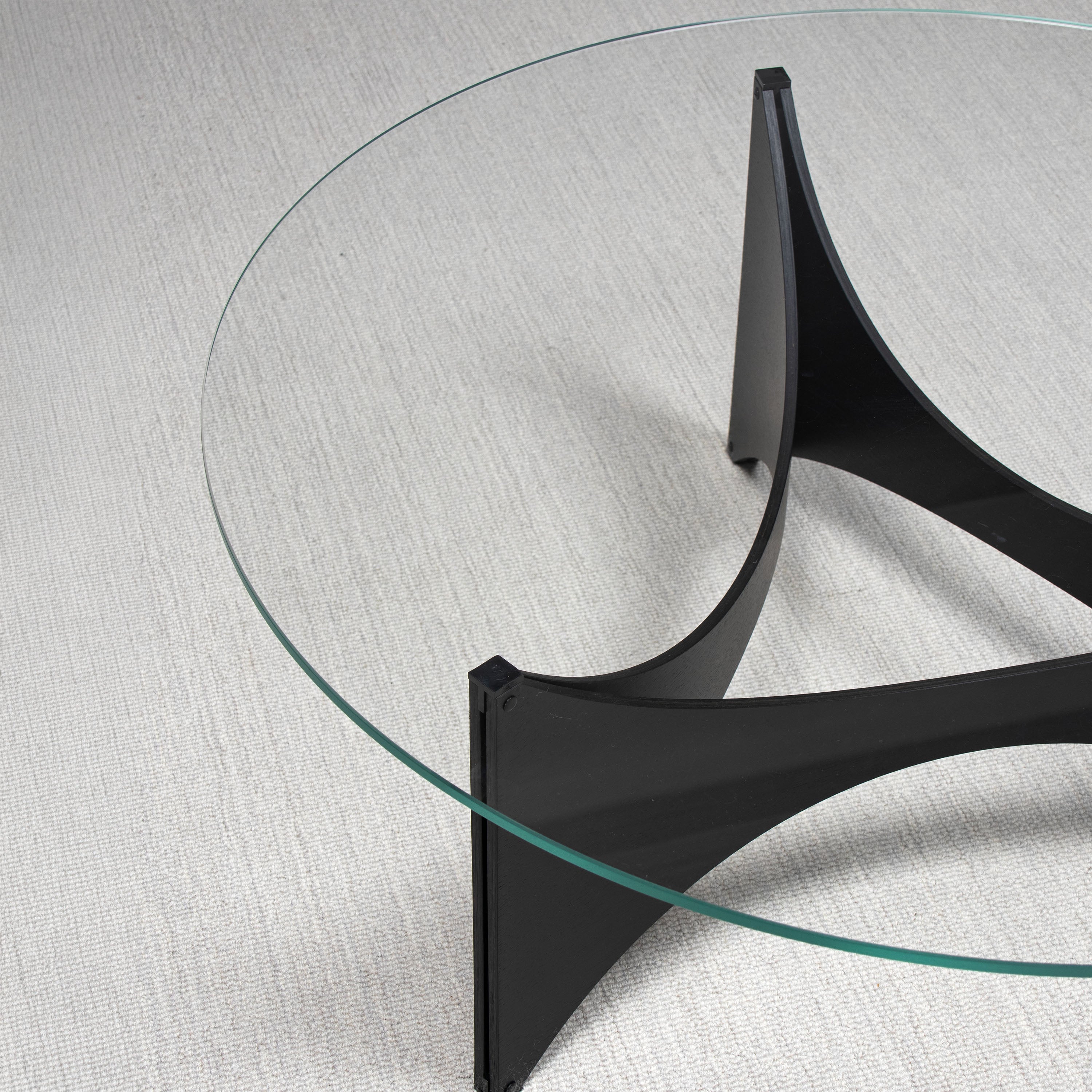 TZ75 Coffee Table: LS