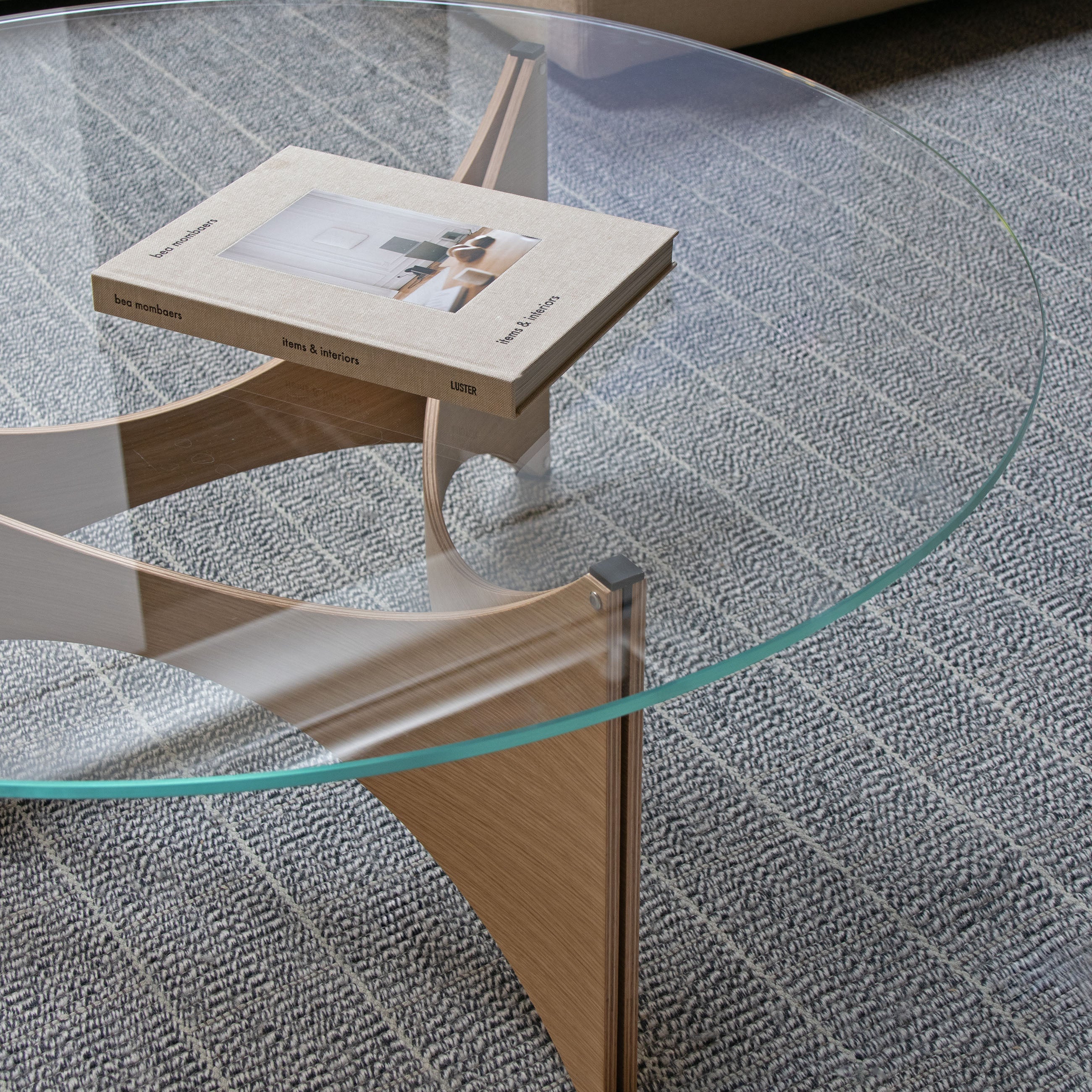 TZ75 Coffee Table: LS