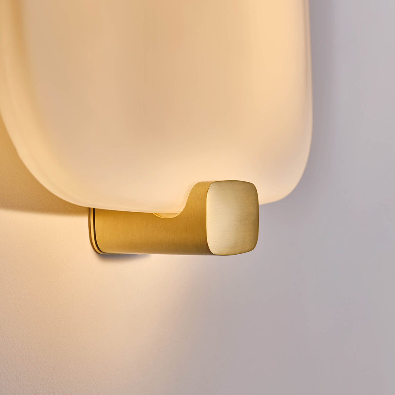 Light Me Tender Wall Lamp