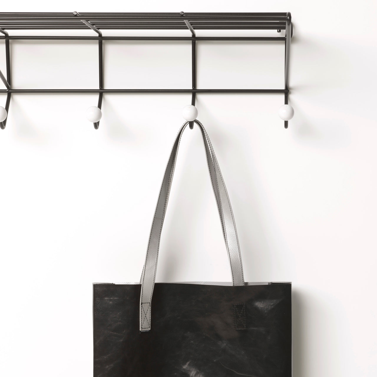 DZ05 Coat Rack: LS