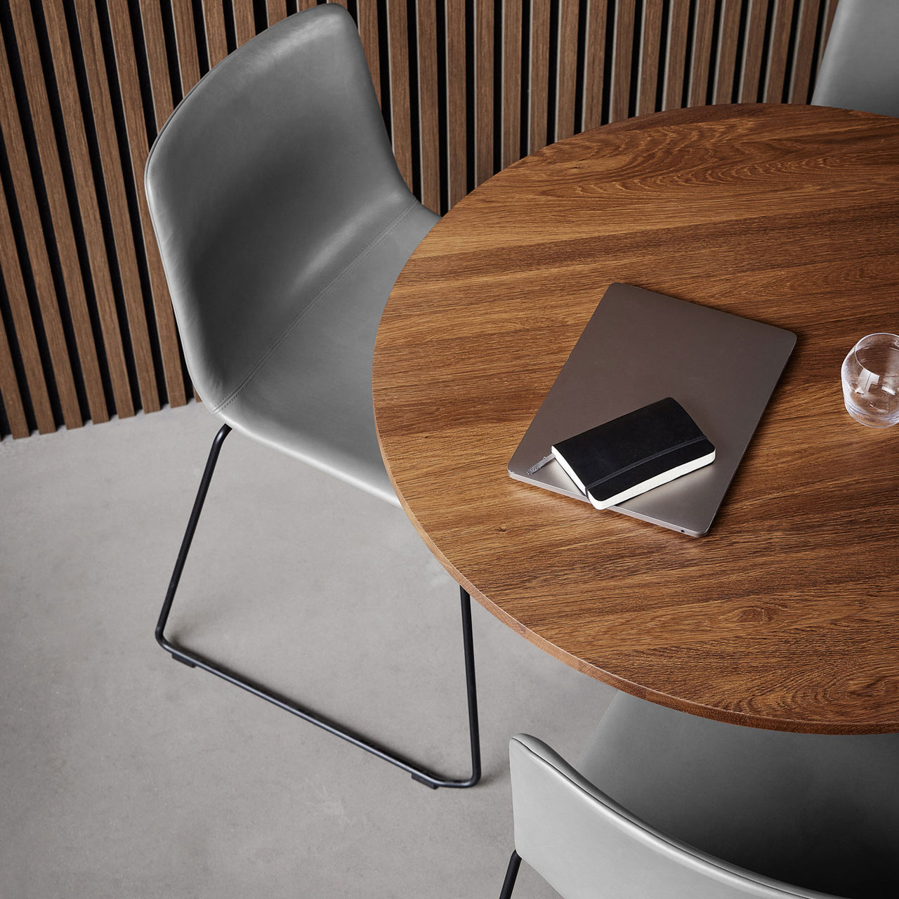 Pato Round Table: Medium