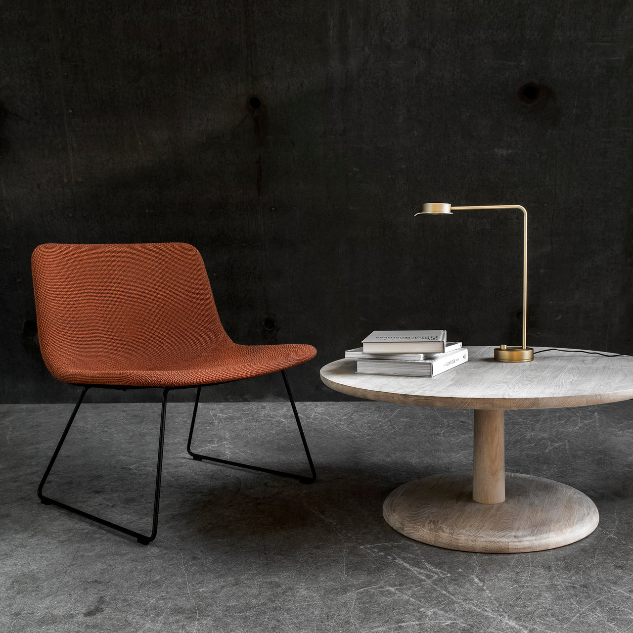 Pato Lounge Chair: Sledge Base: LS
