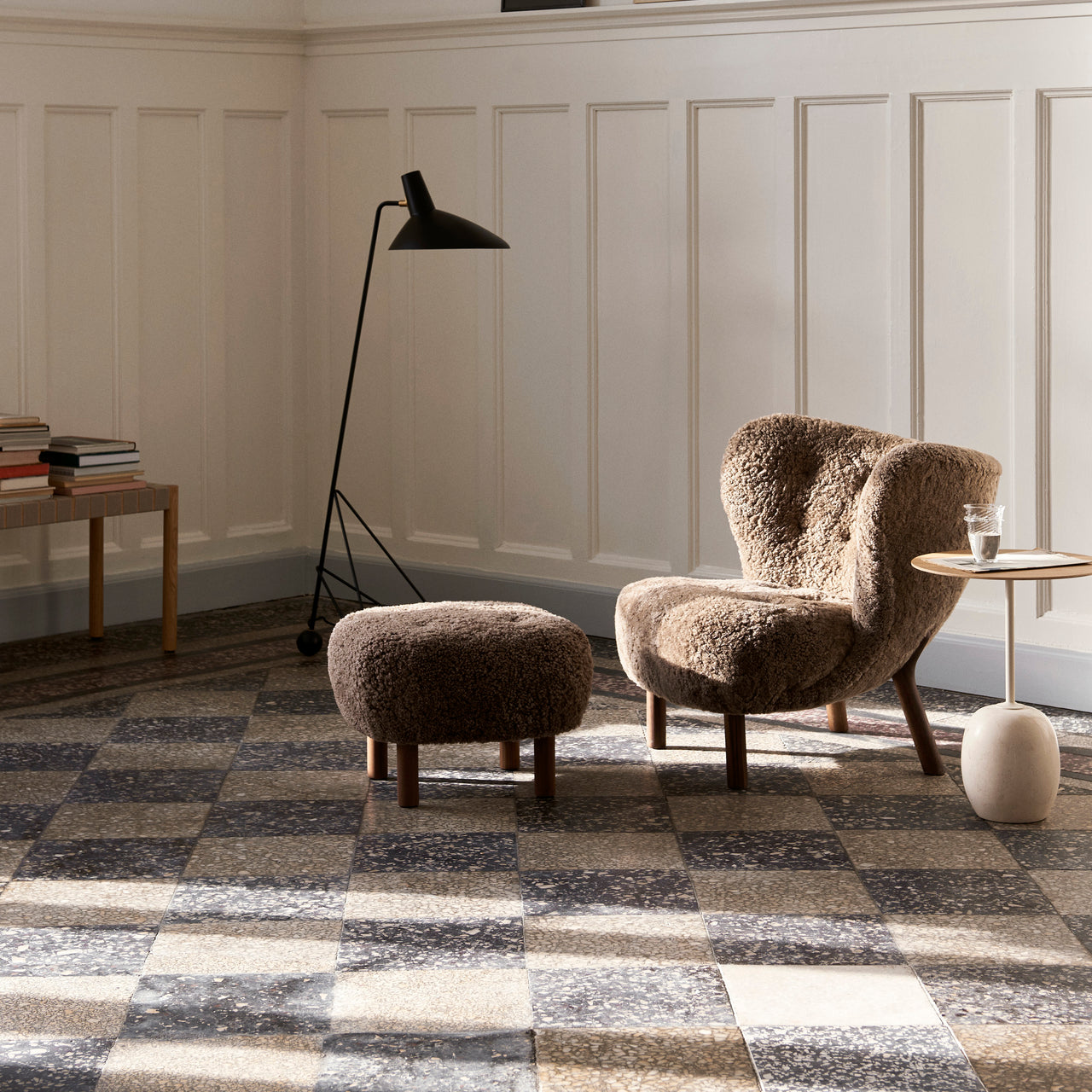 Petra Lounge Chair VB3 + Pouf ATD1 + LS