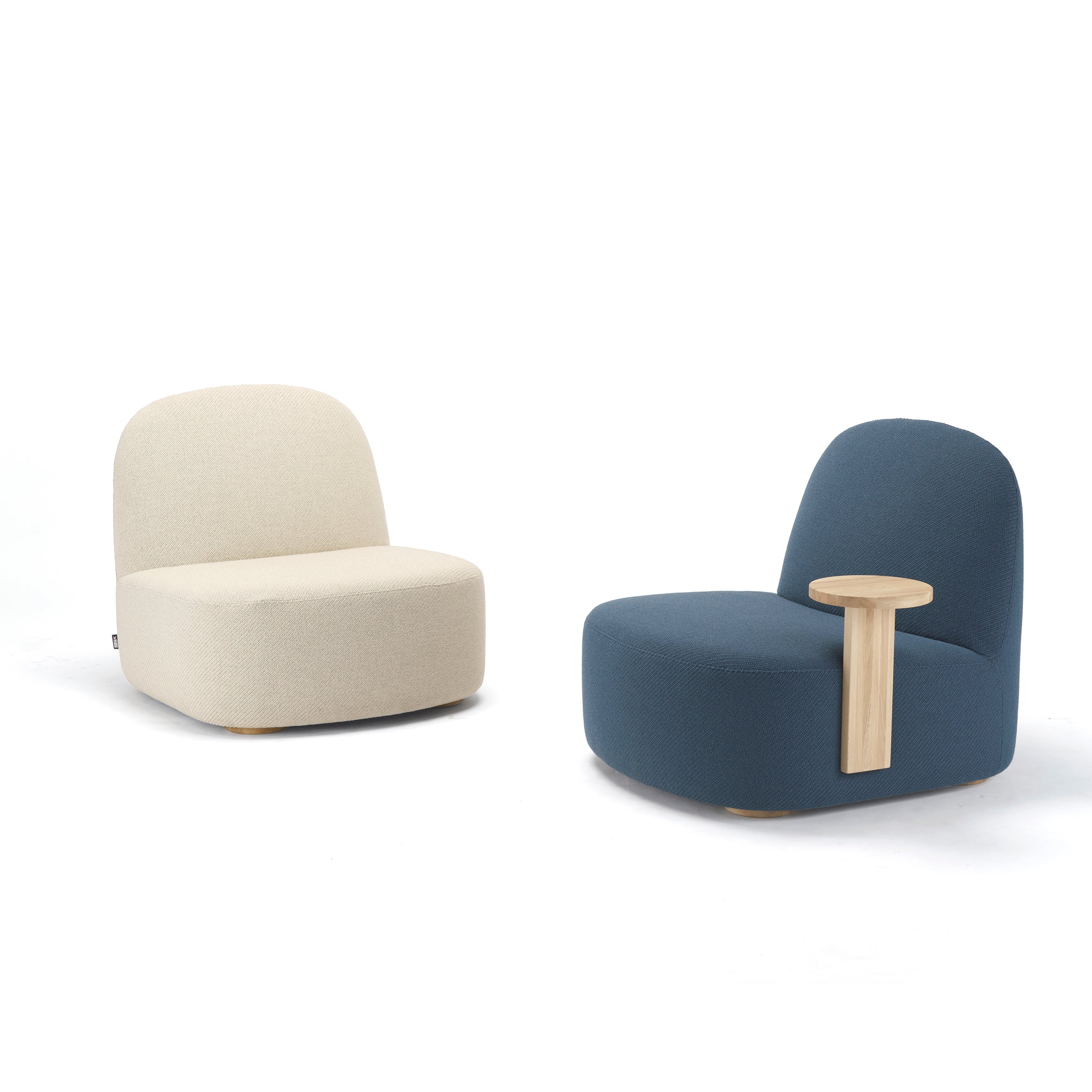 Polar Lounge Chair with Side Table: LS
