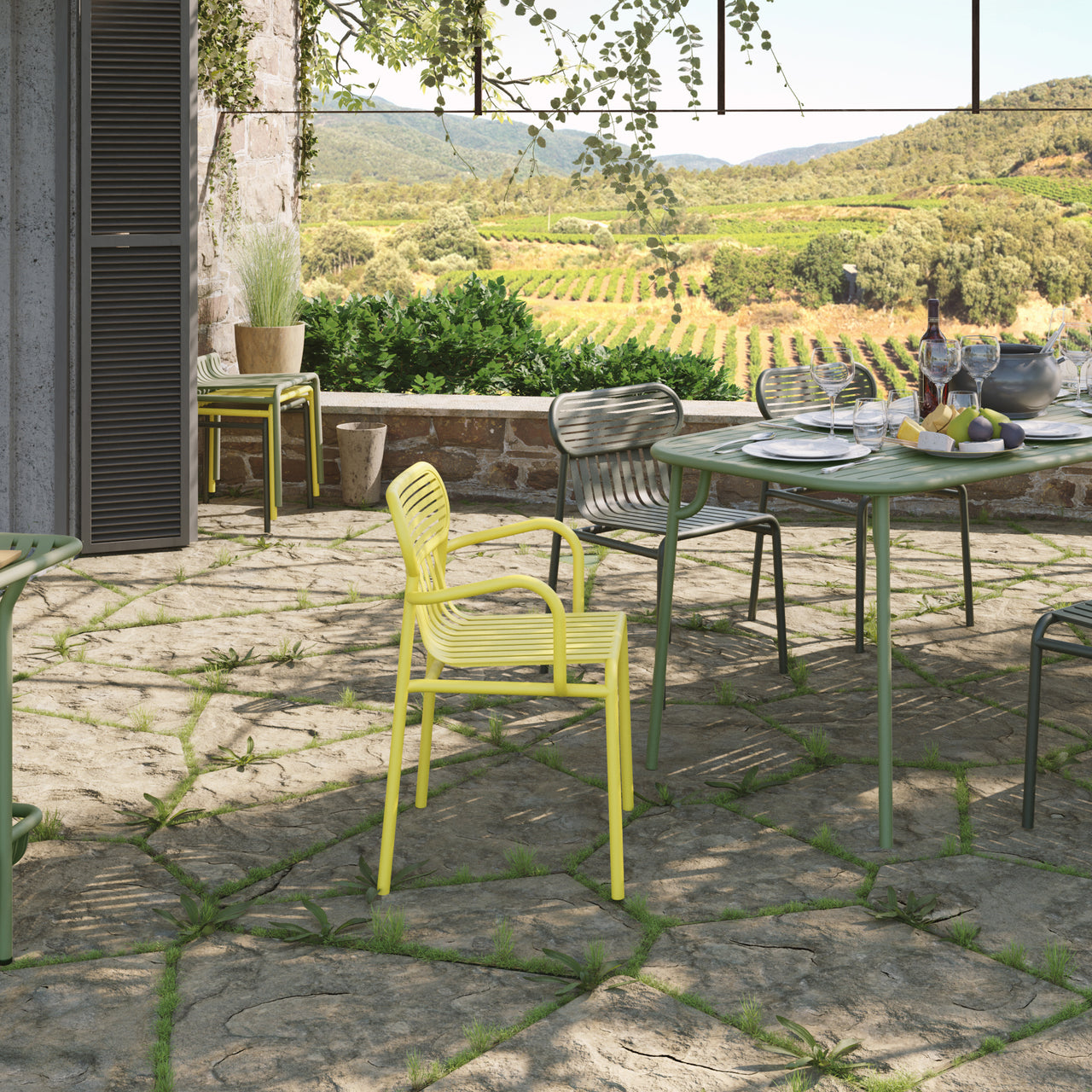 Week-End Stacking Armchair: Set of 2