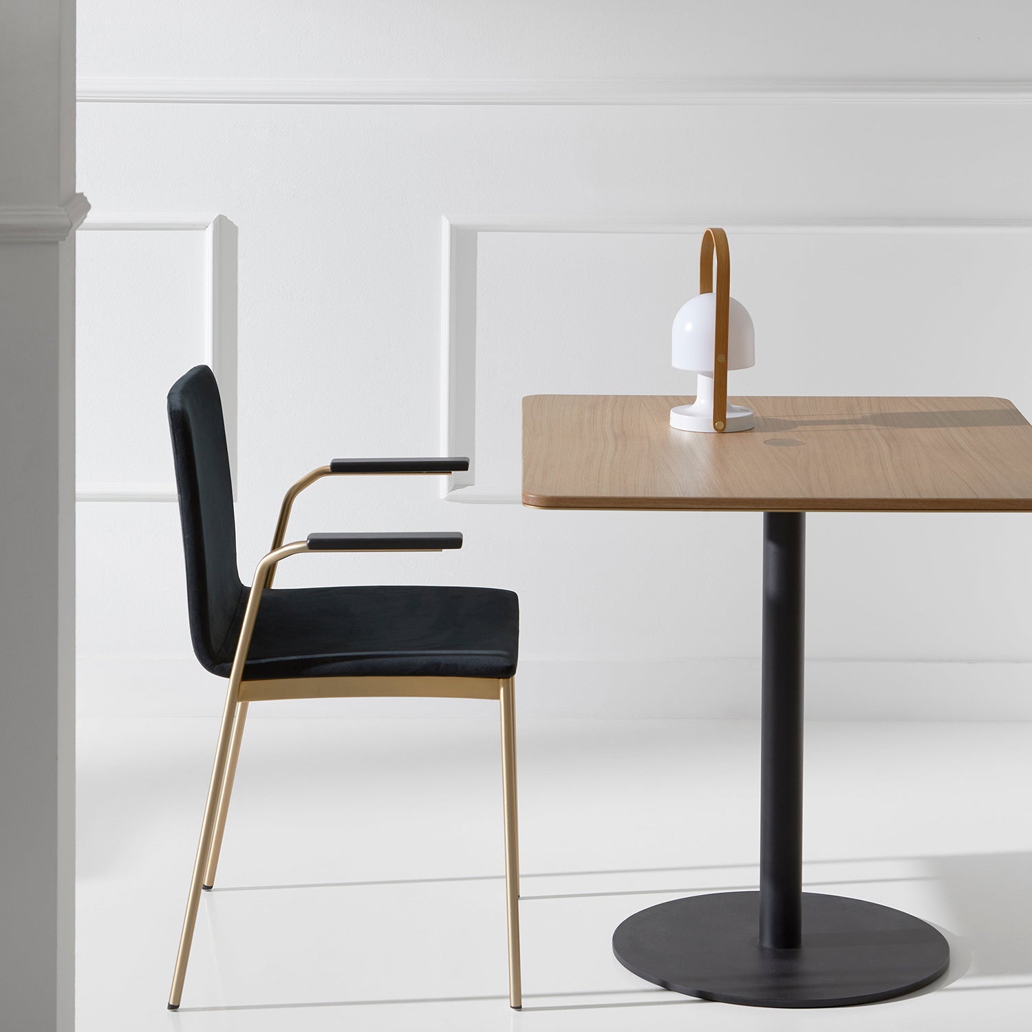 Nucleo Dining Table: Square