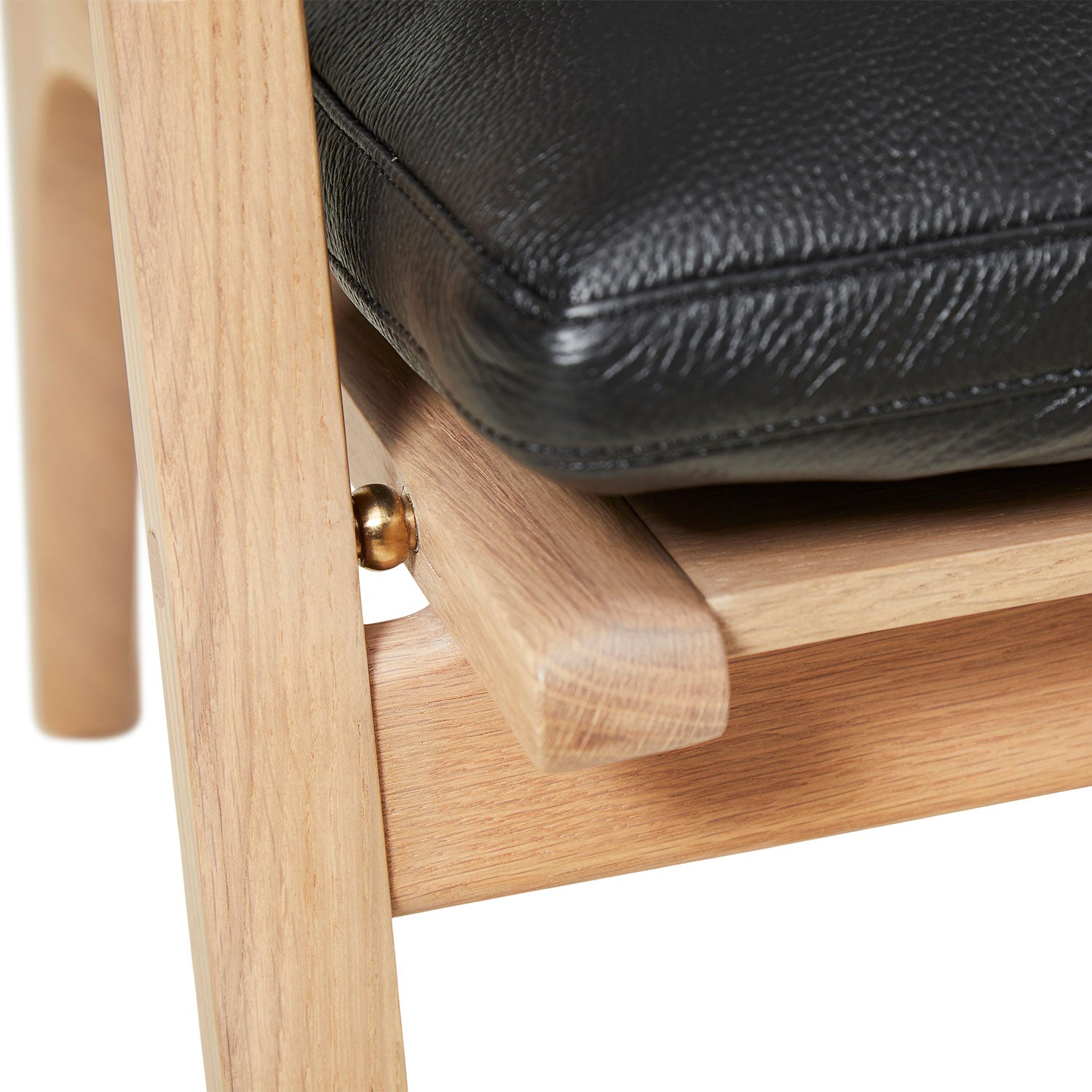 Ren Lounge Chair: Small