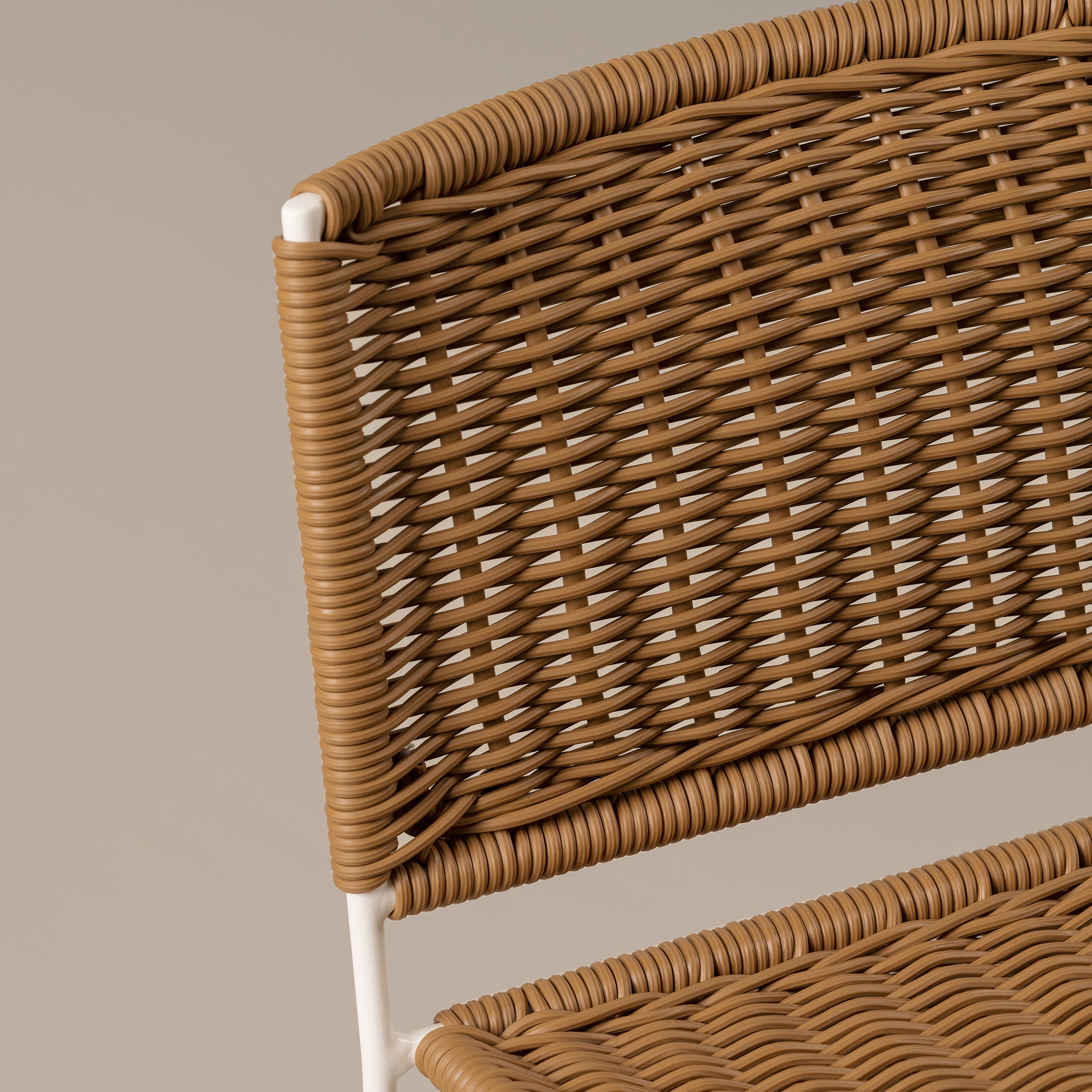 Ramón Chair: Stacking