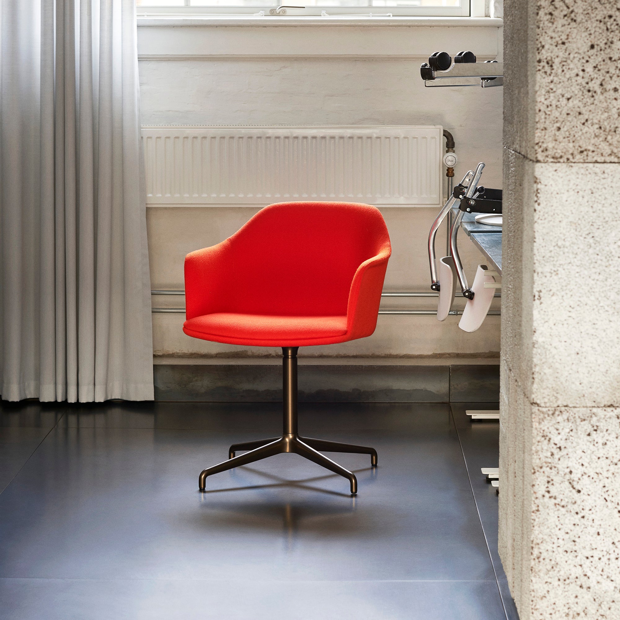 Rely Armchair: HW46 + LS