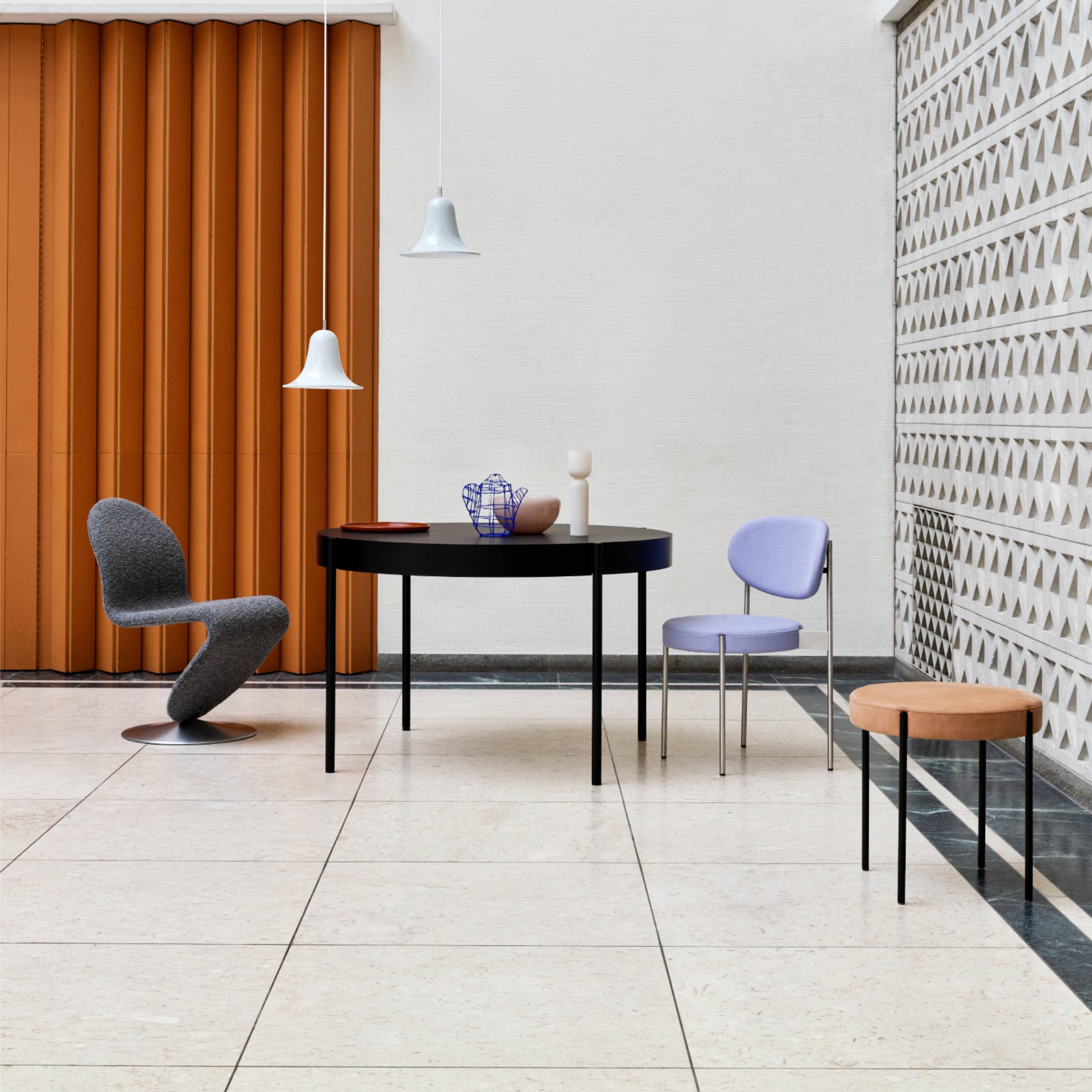 Series 430 Chair: Stacking