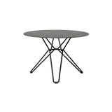 Tio Side Table: Round + Black