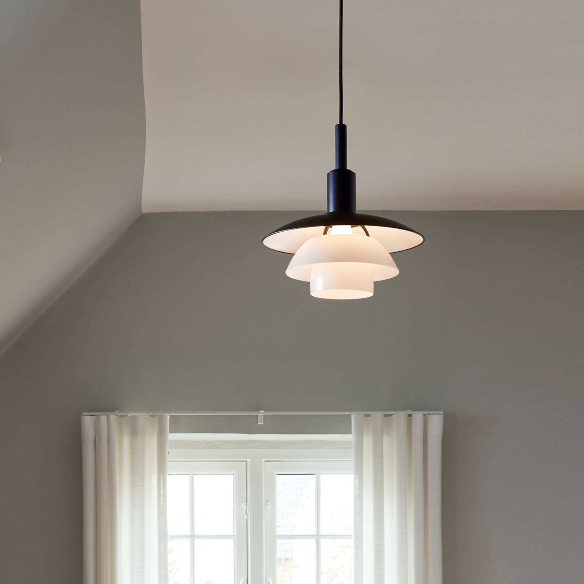 PH 3½-3 Glass Pendant