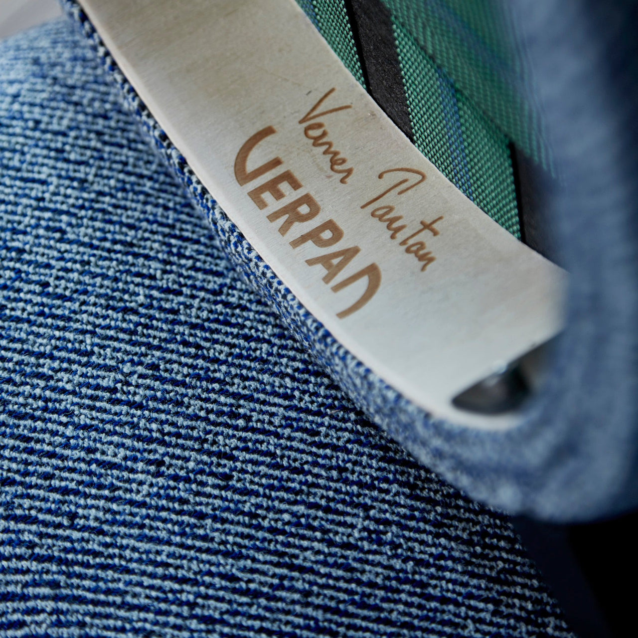 Series 430 Chair: Stacking