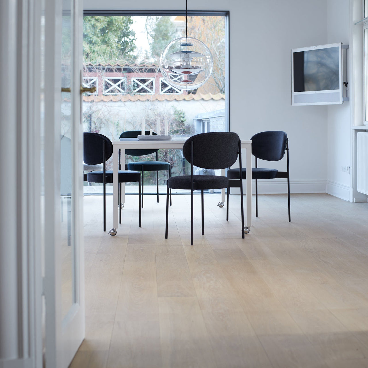 Series 430 Chair: Stacking