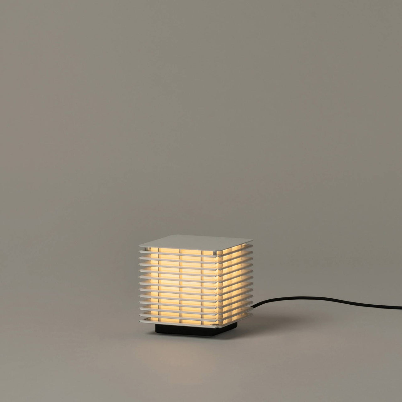 Shiro Table Lamp