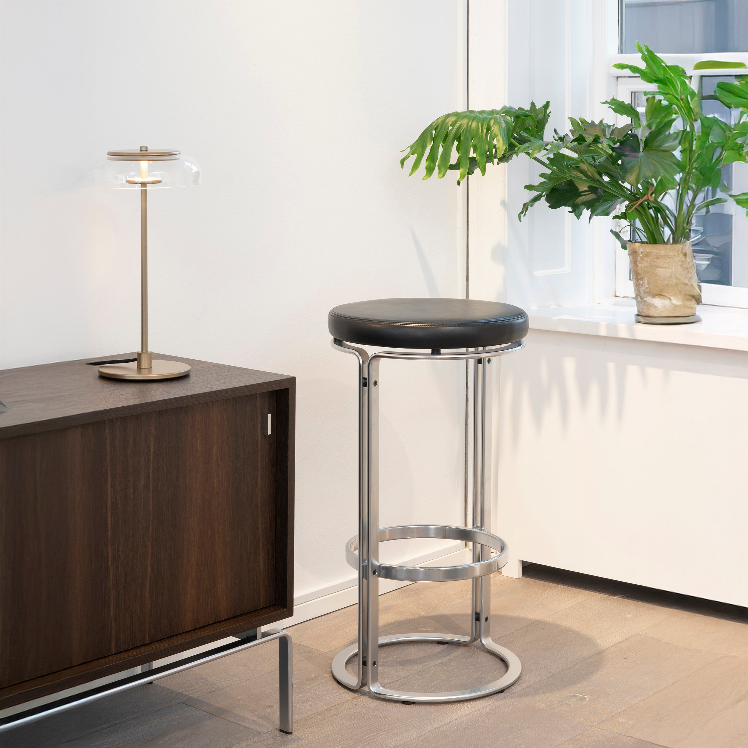 HB 6917 Bar Stool
