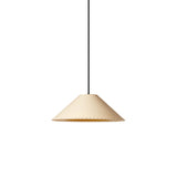 Sísísí Cónicas Planas MT4 Pendant Lamp: Stitched Beige + Black