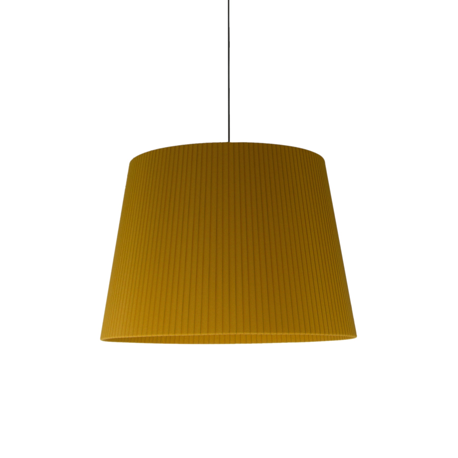 Sísísí Cónicas GT1 Pendant Lamp: Mustard + Black