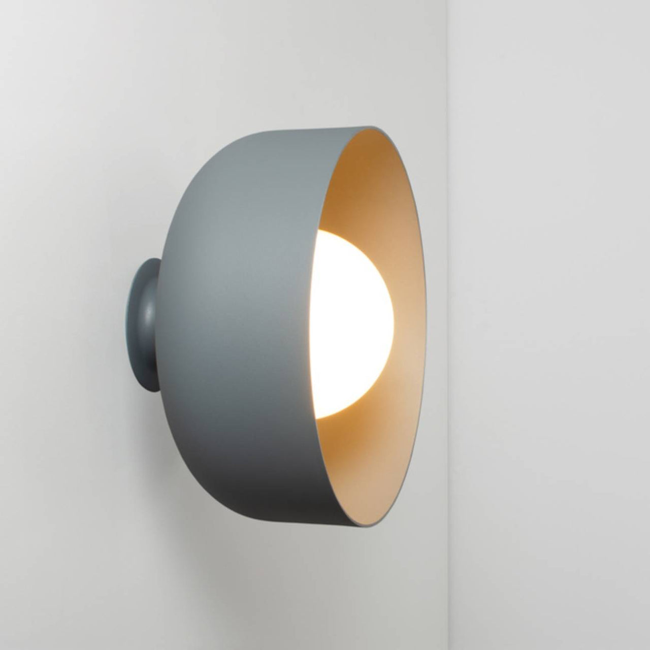 Spotlight Volumes Ceiling/Wall Light: LS