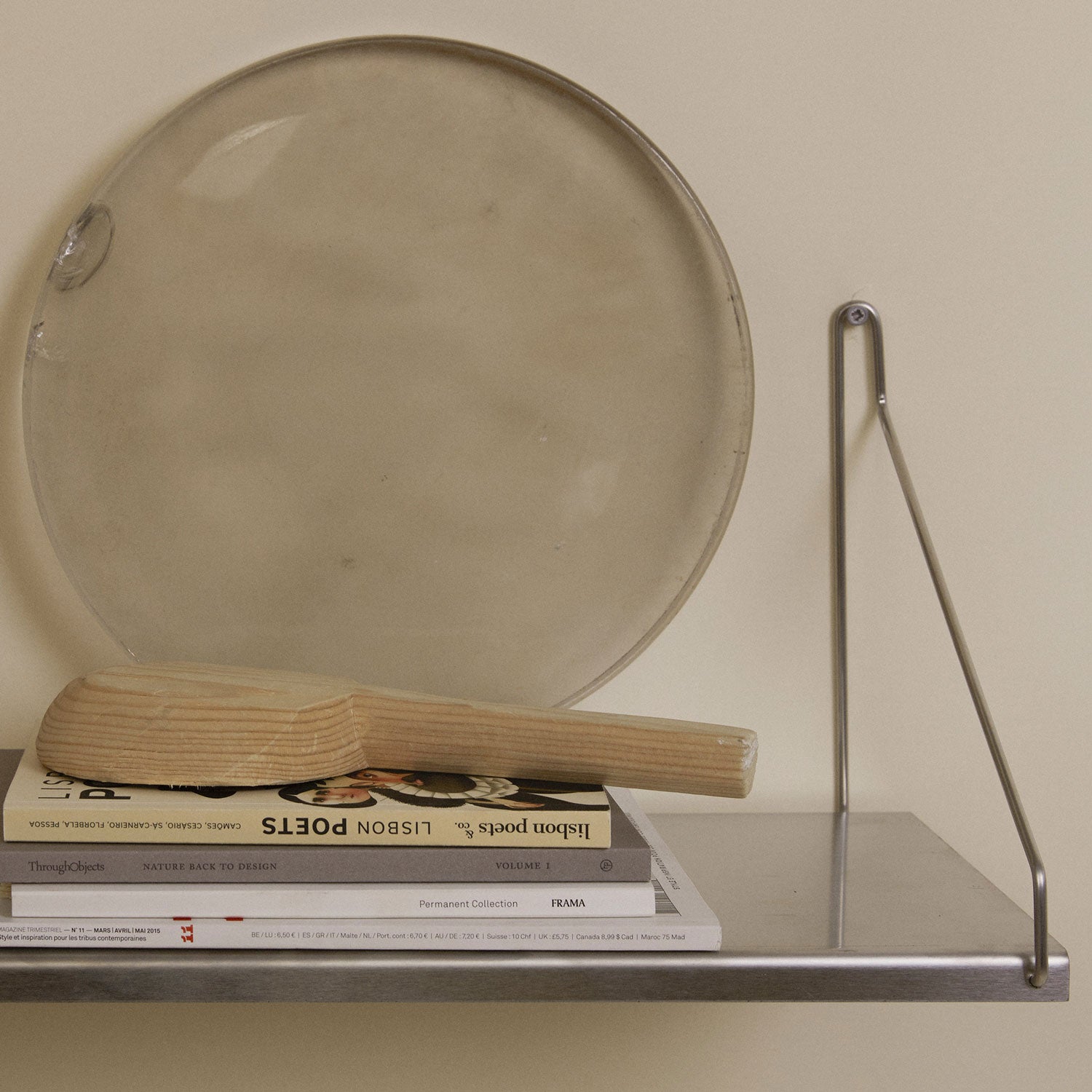 Shelf D20: Steel