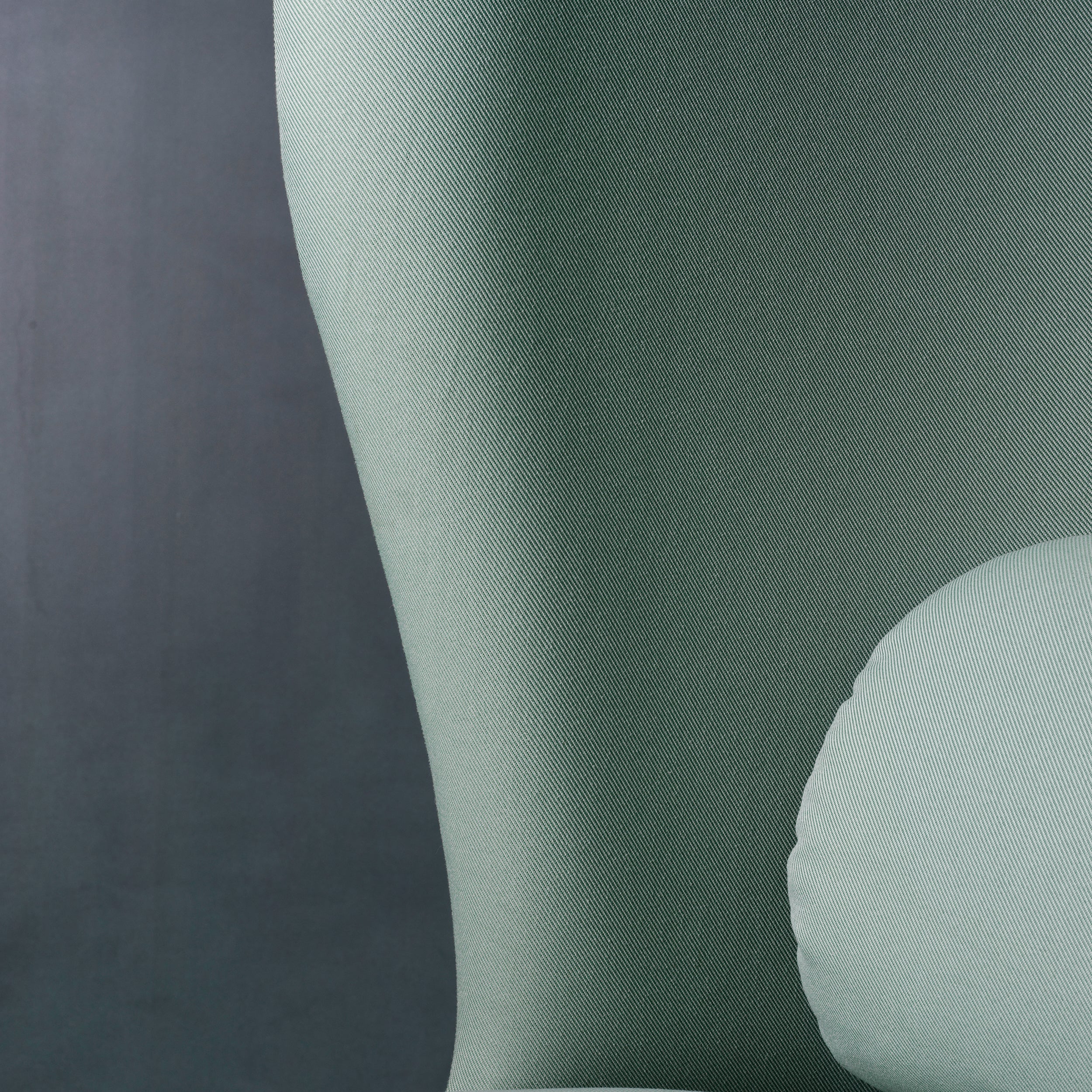 Stay Lounge Chair: High Back + DI