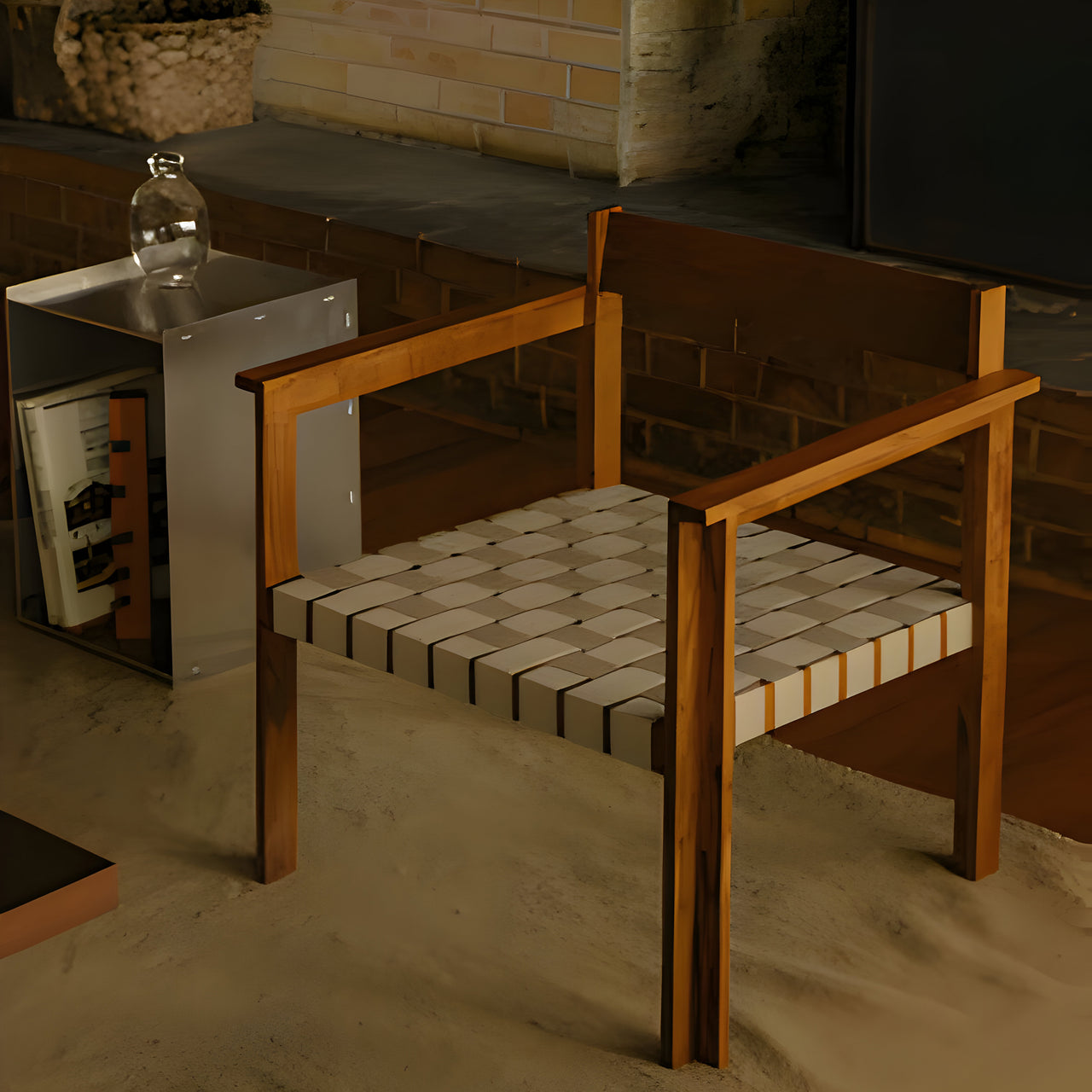 Symmetry Easy Chair: LS