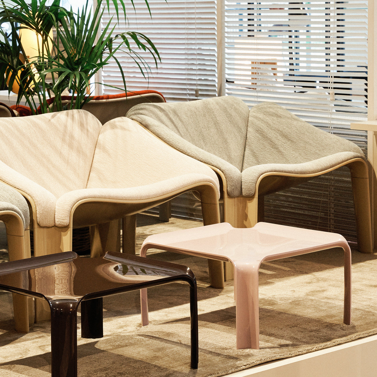 T877 Side Table: LS
