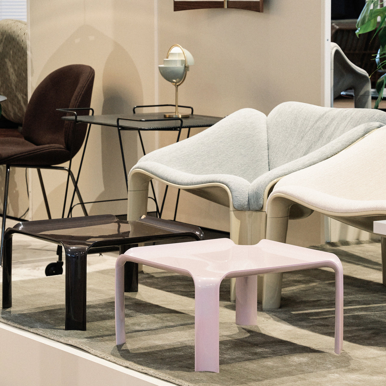 T877 Side Table: LS