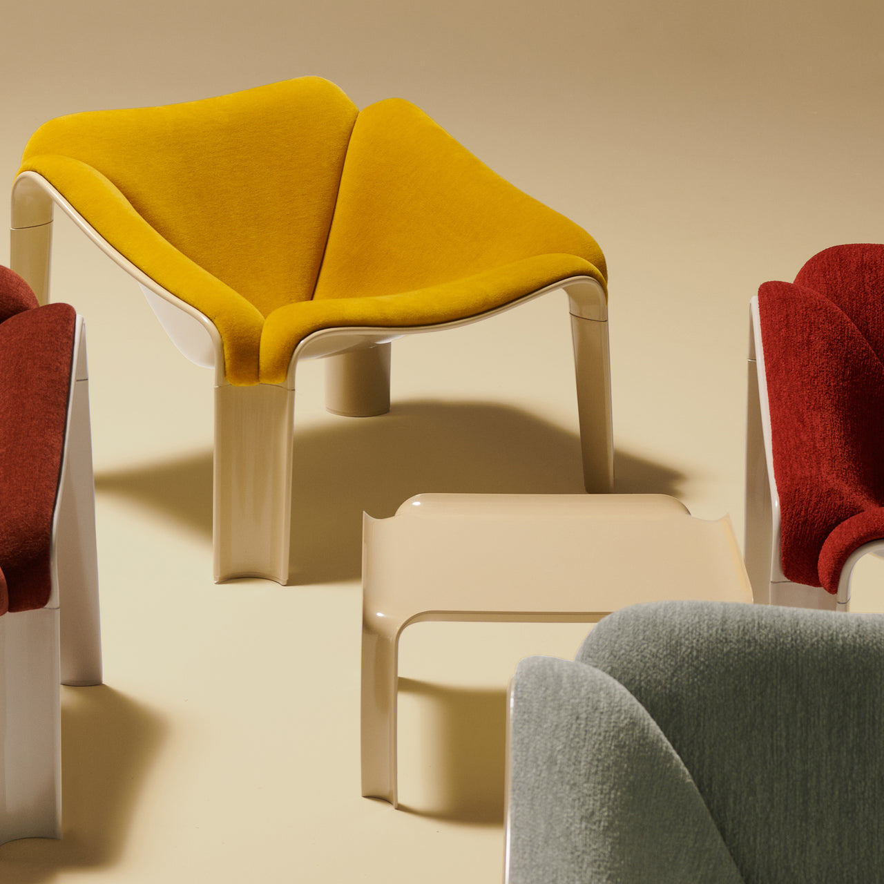 T877 Side Table: LS
