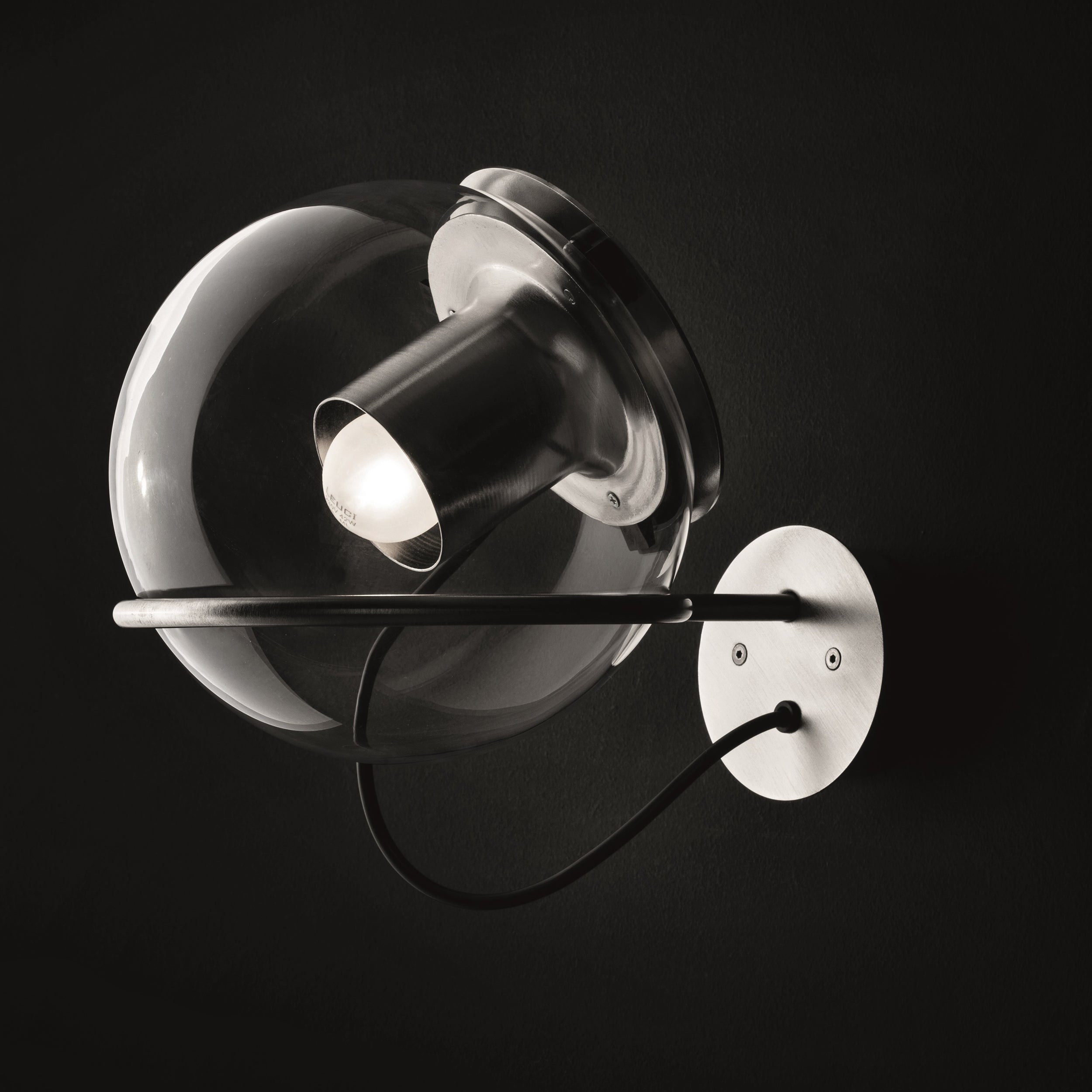 The Globe Wall Lamp