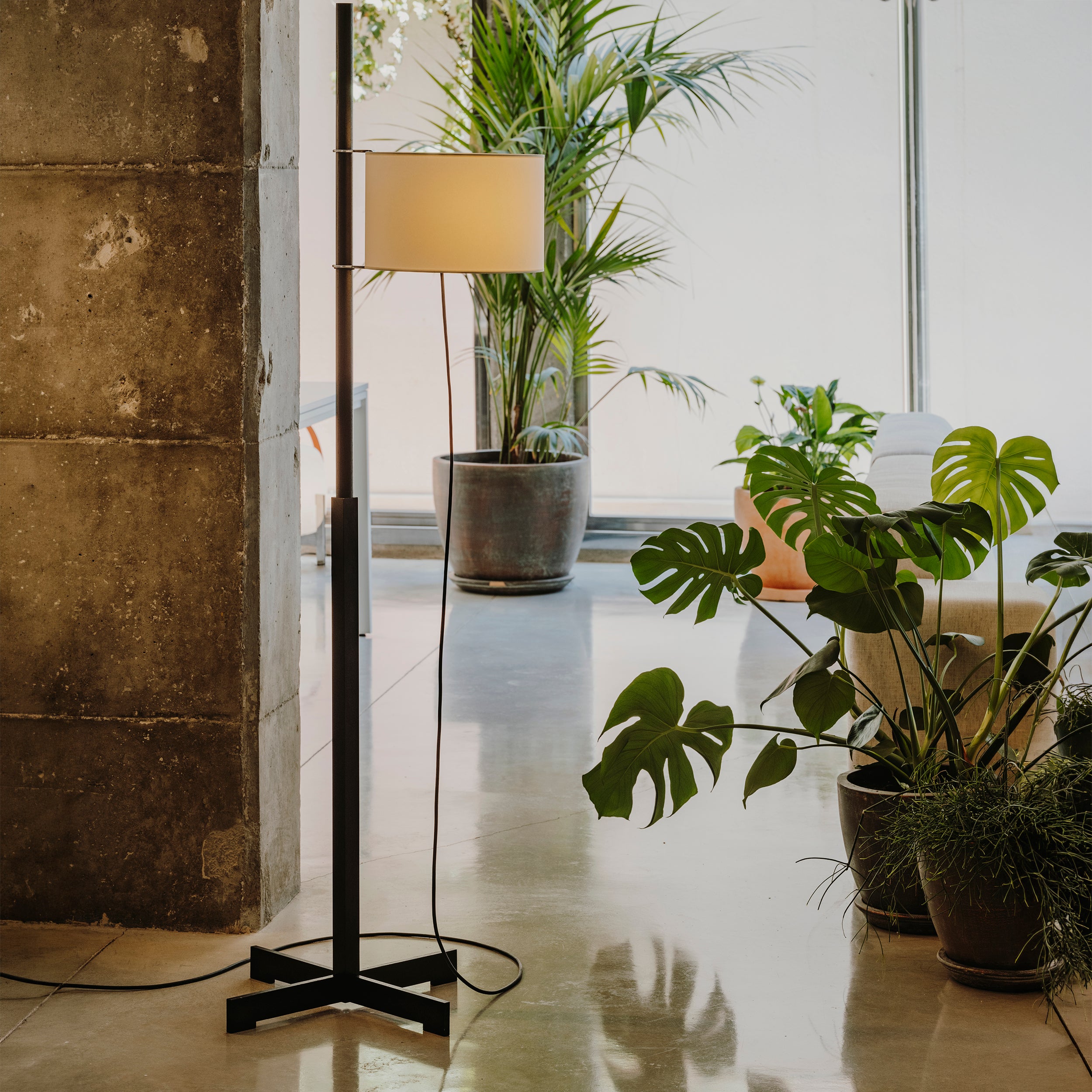 TMM Floor Lamp