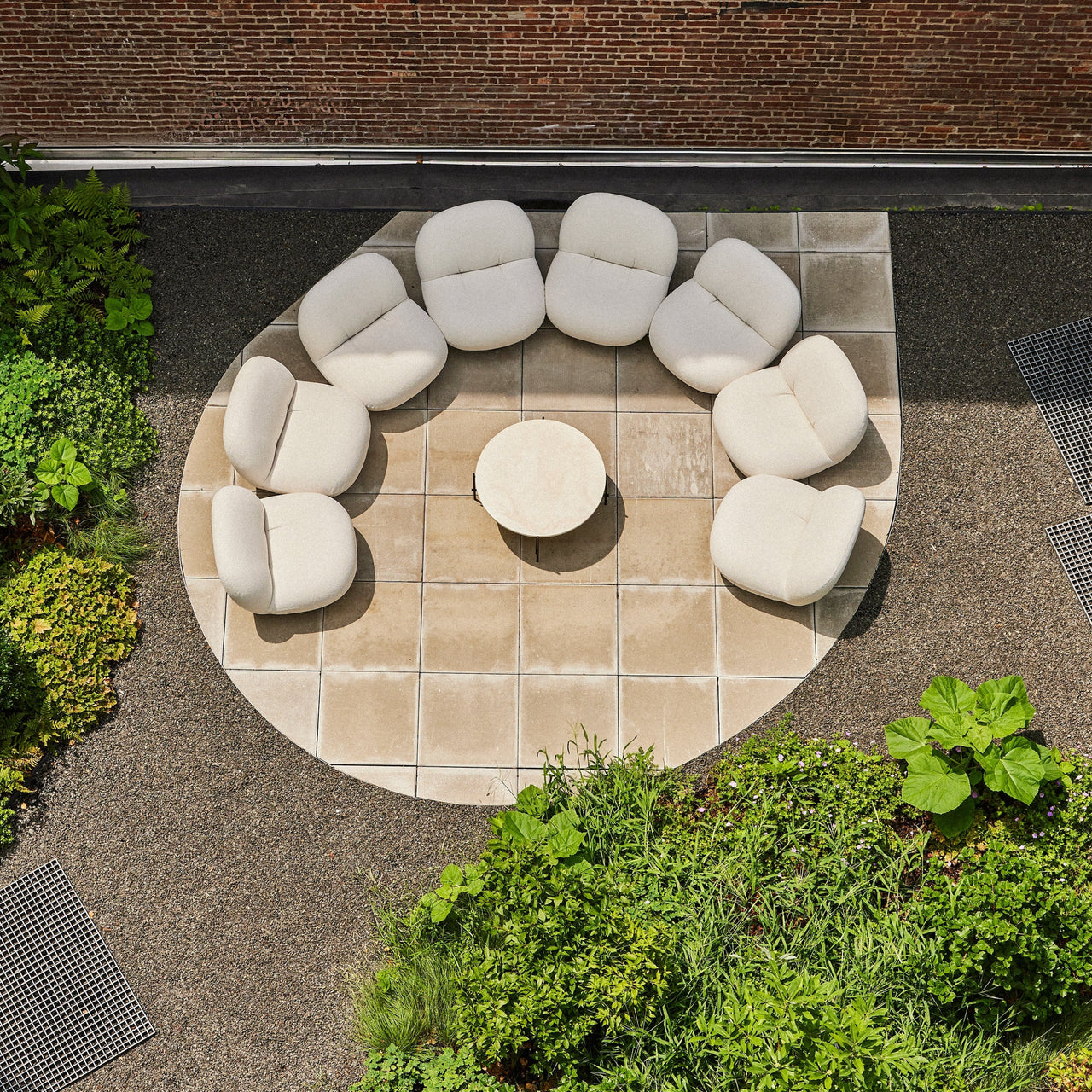 TS Outdoor Coffee Table: LS