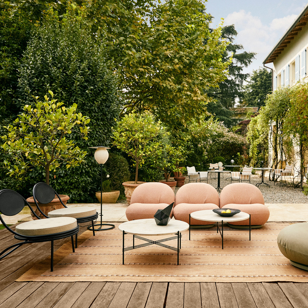 TS Round Coffee Table: LS