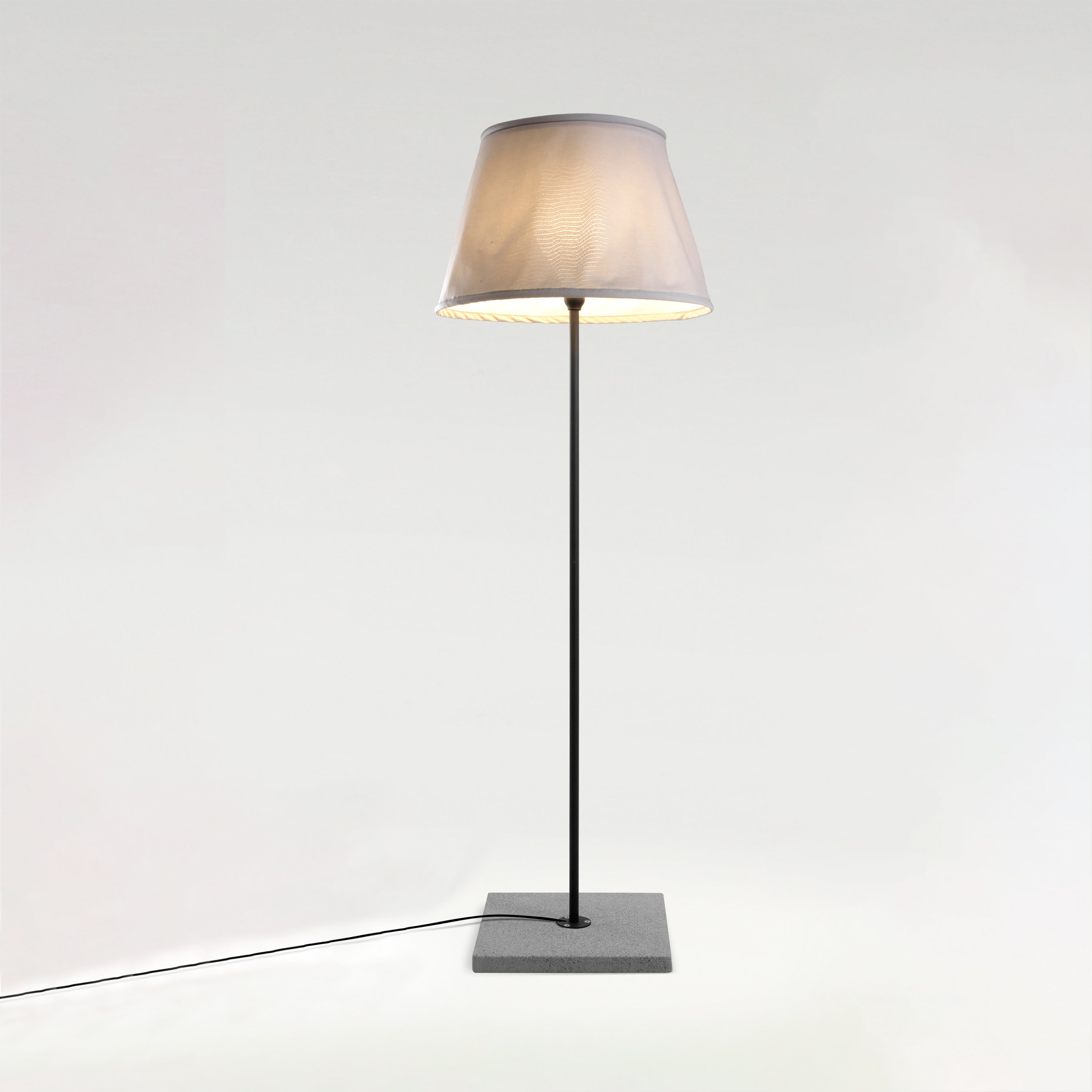 TXL Outdoor Floor Lamp