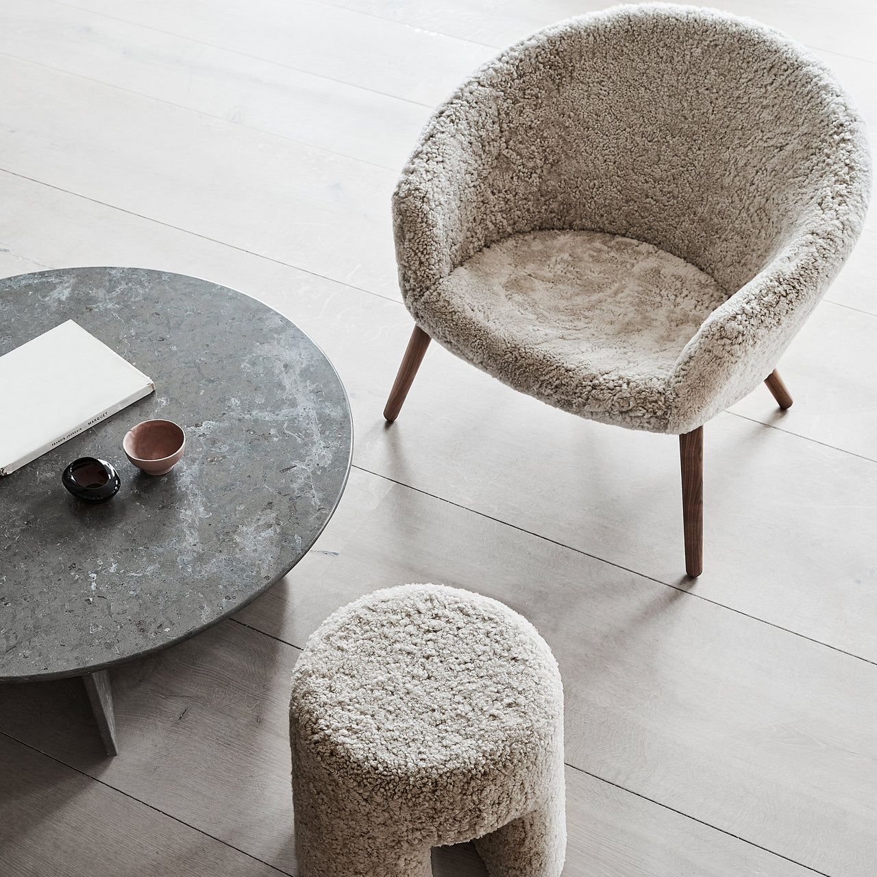 Tableau Coffee Table: Round + LS