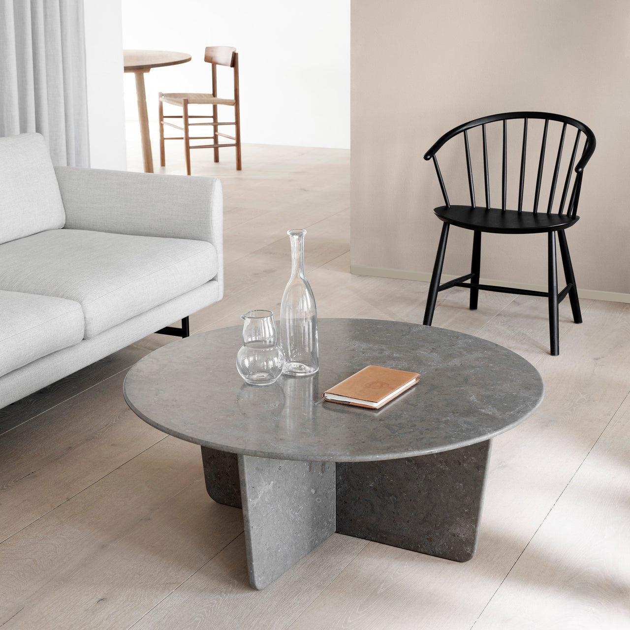 Tableau Coffee Table: Round + LS