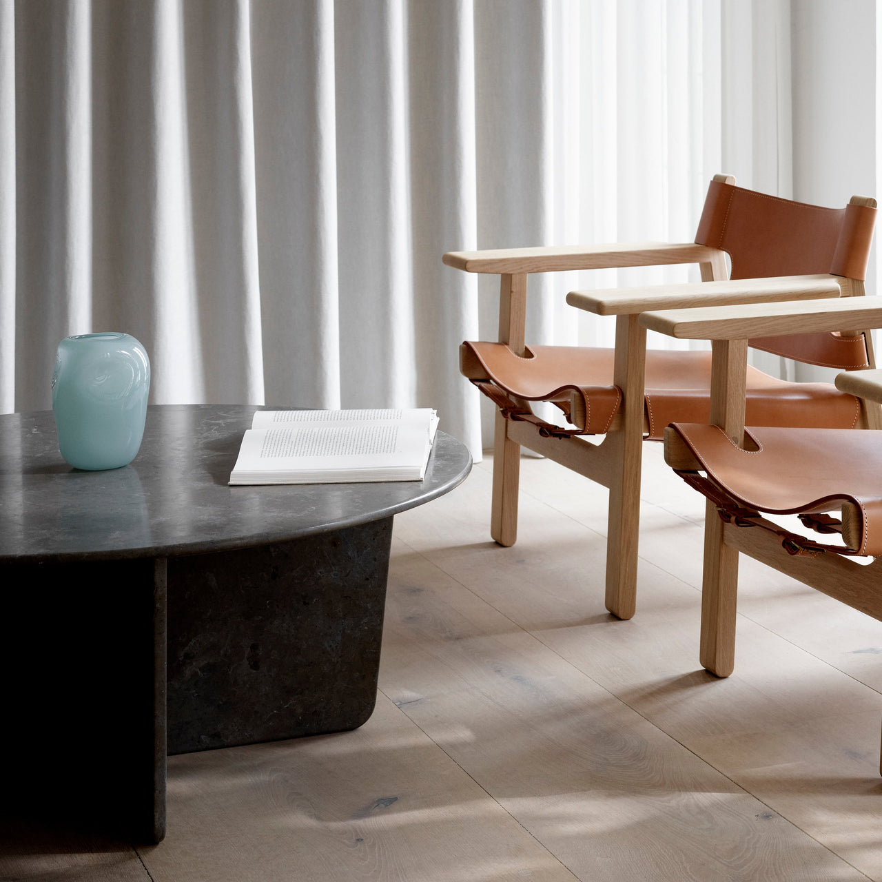 Tableau Coffee Table: Round + LS