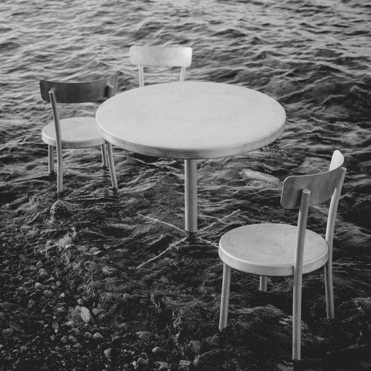 Tasca Table: LS